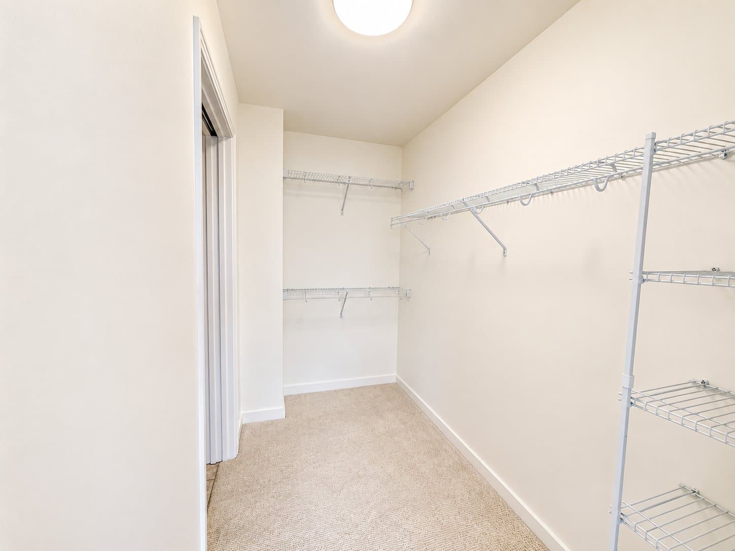 Chicago Condo: 354 W Hubbard