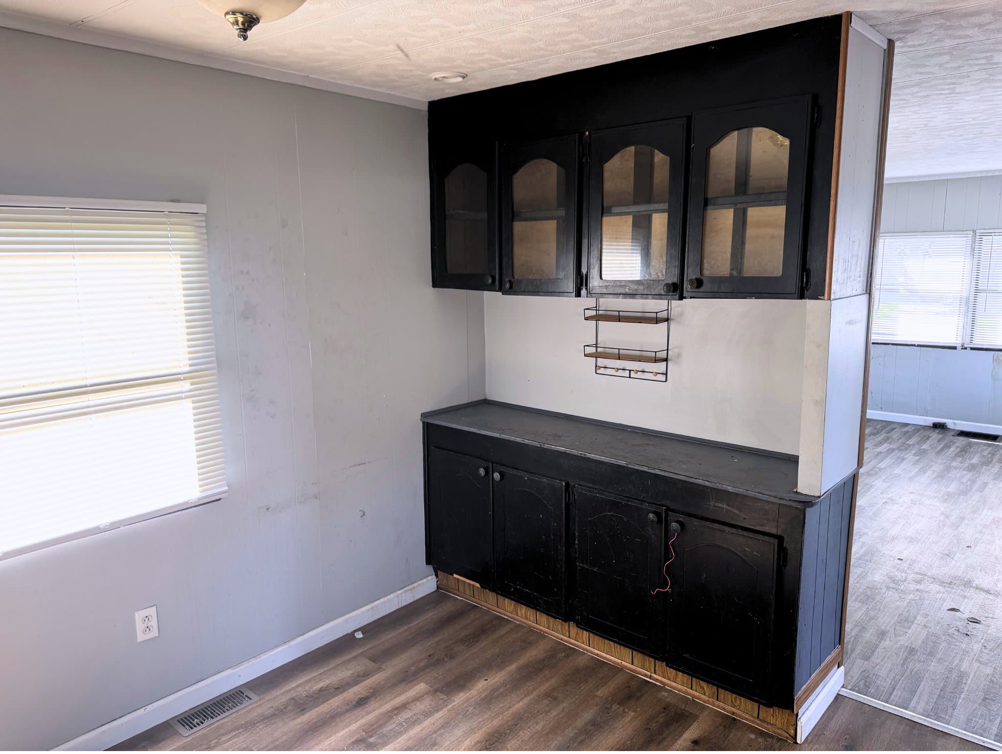 Hamilton House: 661 N 19th St,