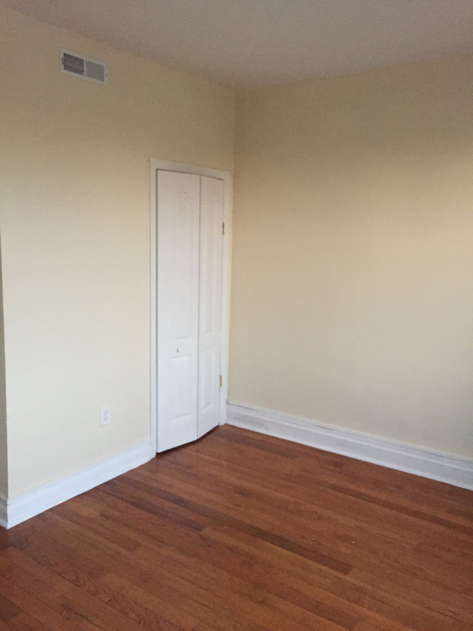 Irvington Single Room: 1422 Springfield Ave