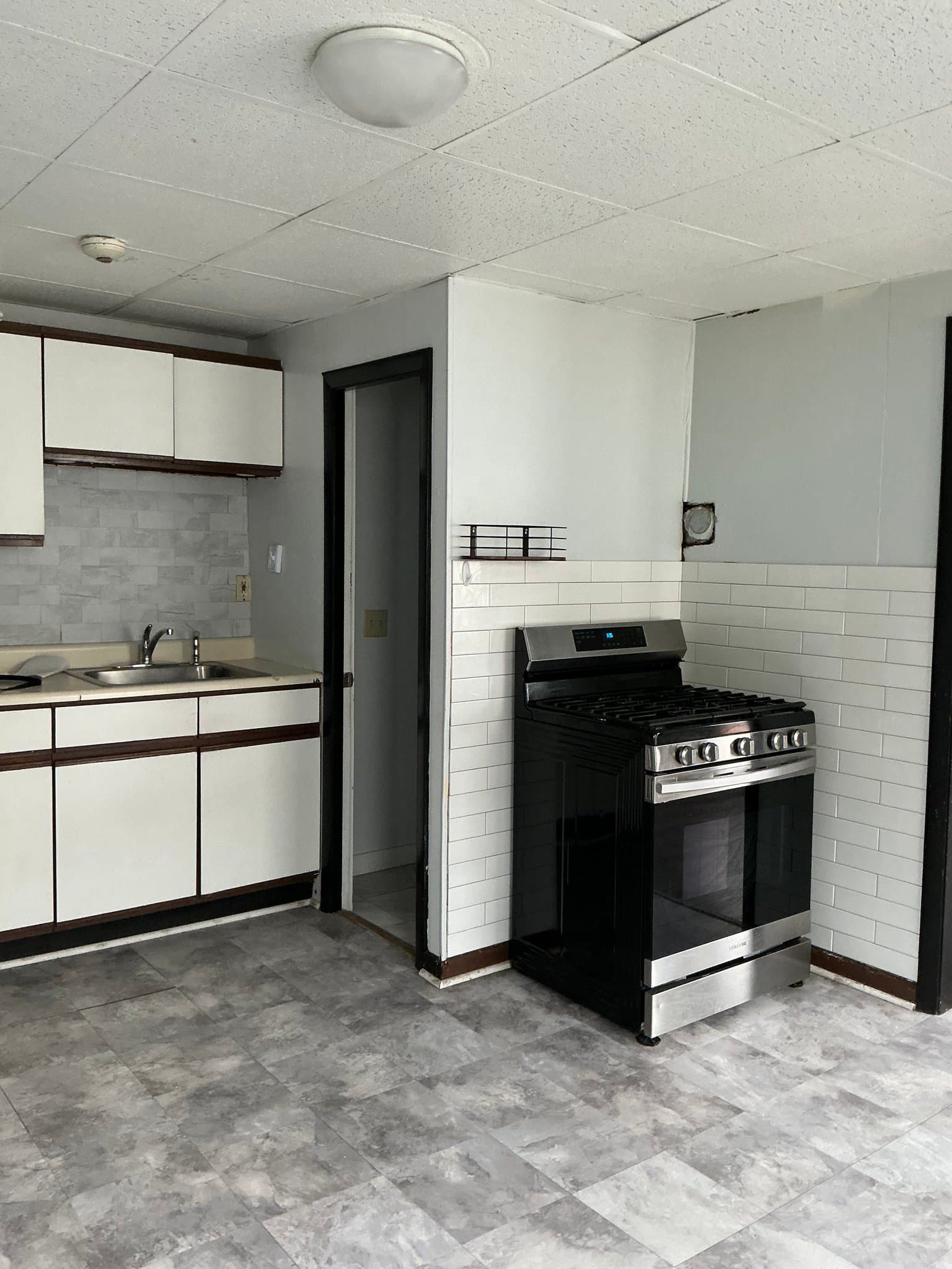 Leominster Apartment: 203 Mechanic St