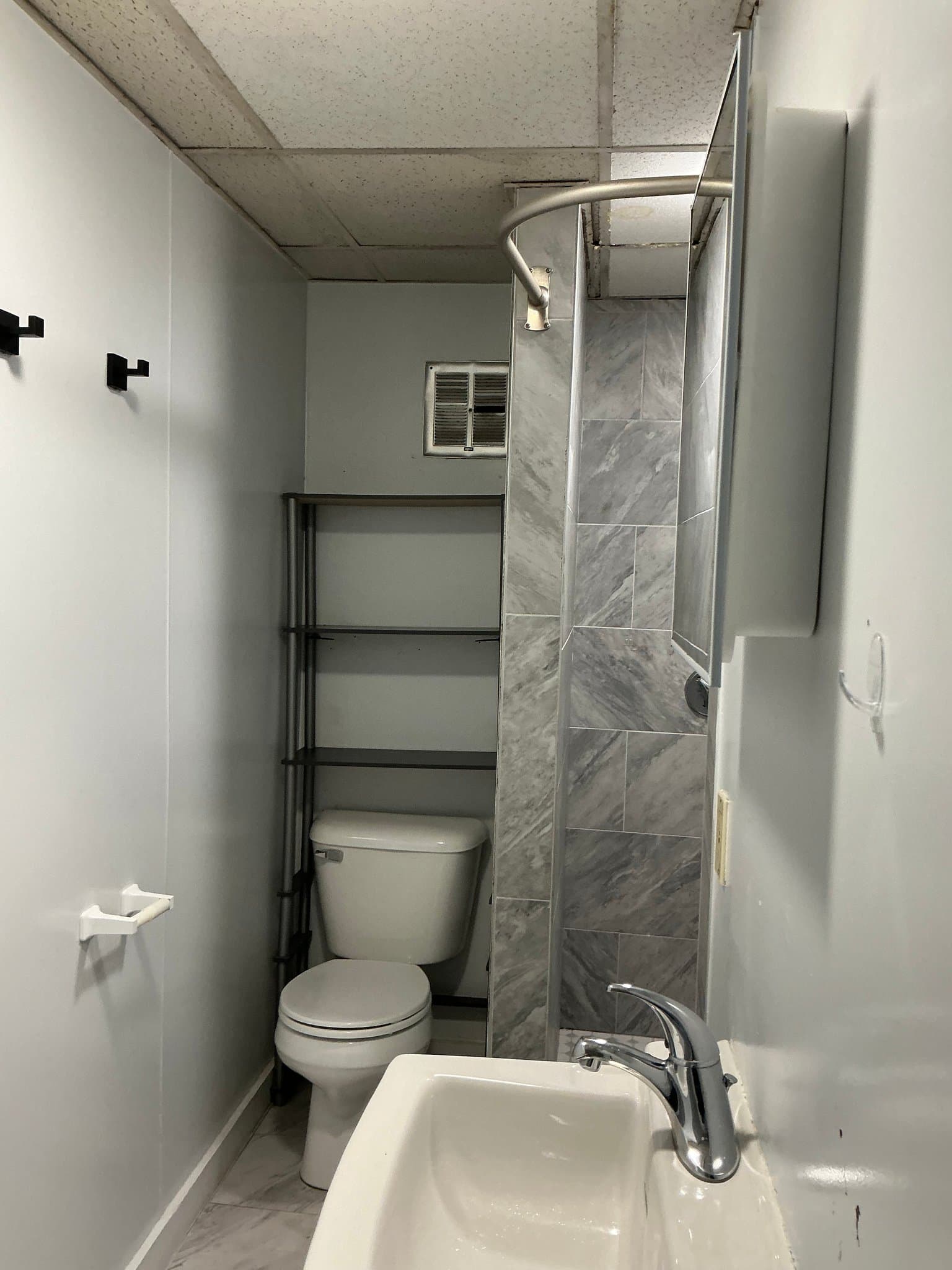 Leominster Apartment: 203 Mechanic St
