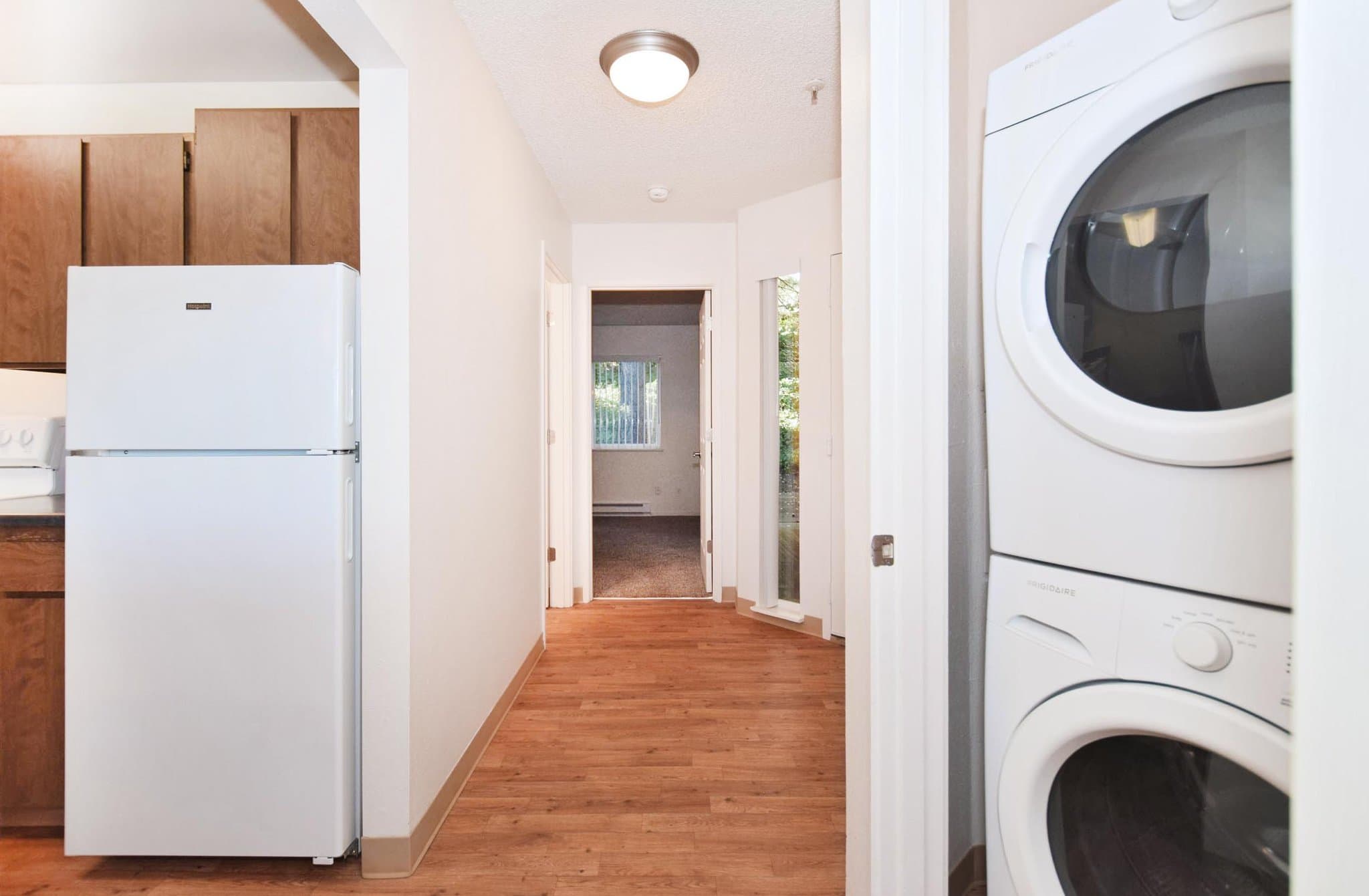 Lake Oswego Apartment: 12375 Mt Jefferson Terrace