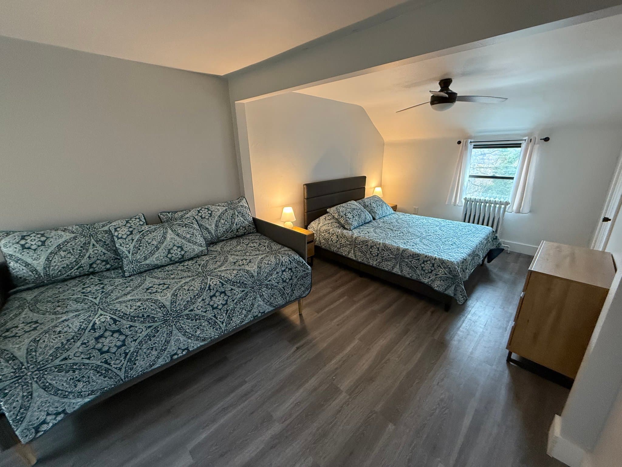 Pittsburgh House: 307 Highland Ter