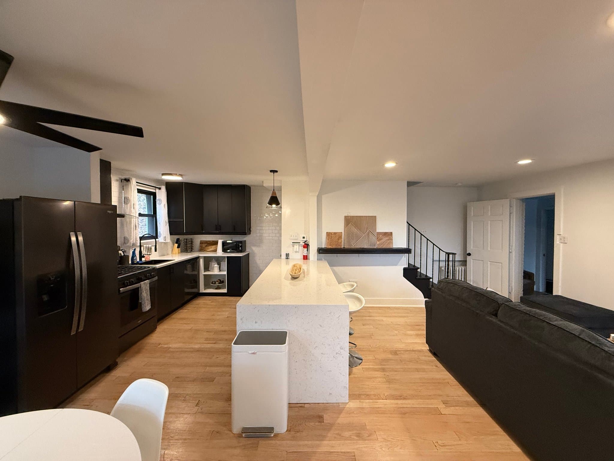Pittsburgh House: 307 Highland Ter