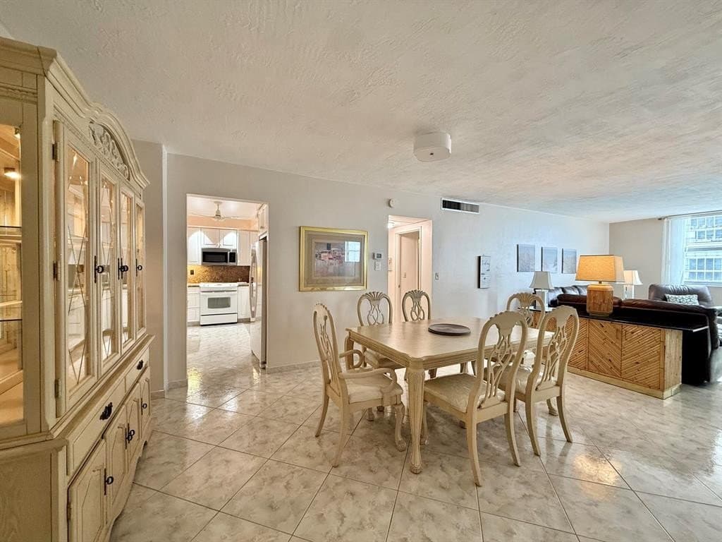 Fort Lauderdale Condo: 4250 Galt Towers