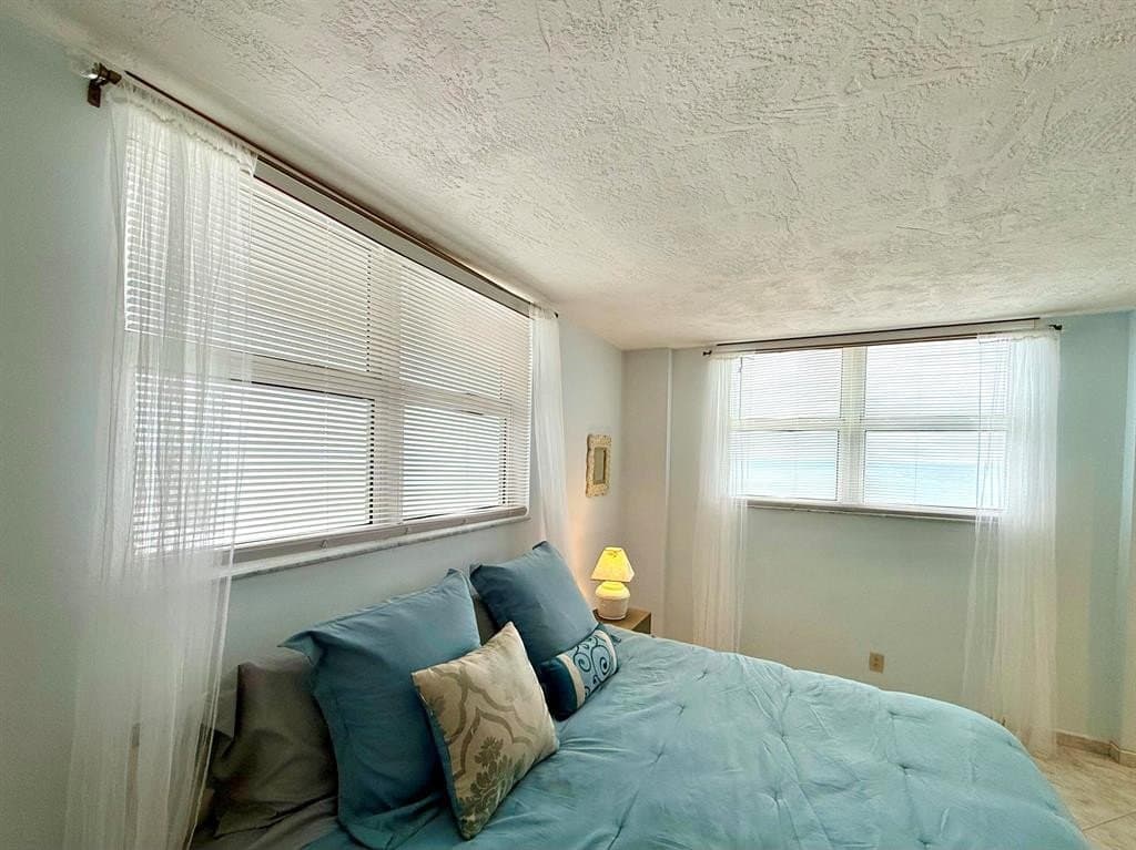 Fort Lauderdale Condo: 4250 Galt Towers