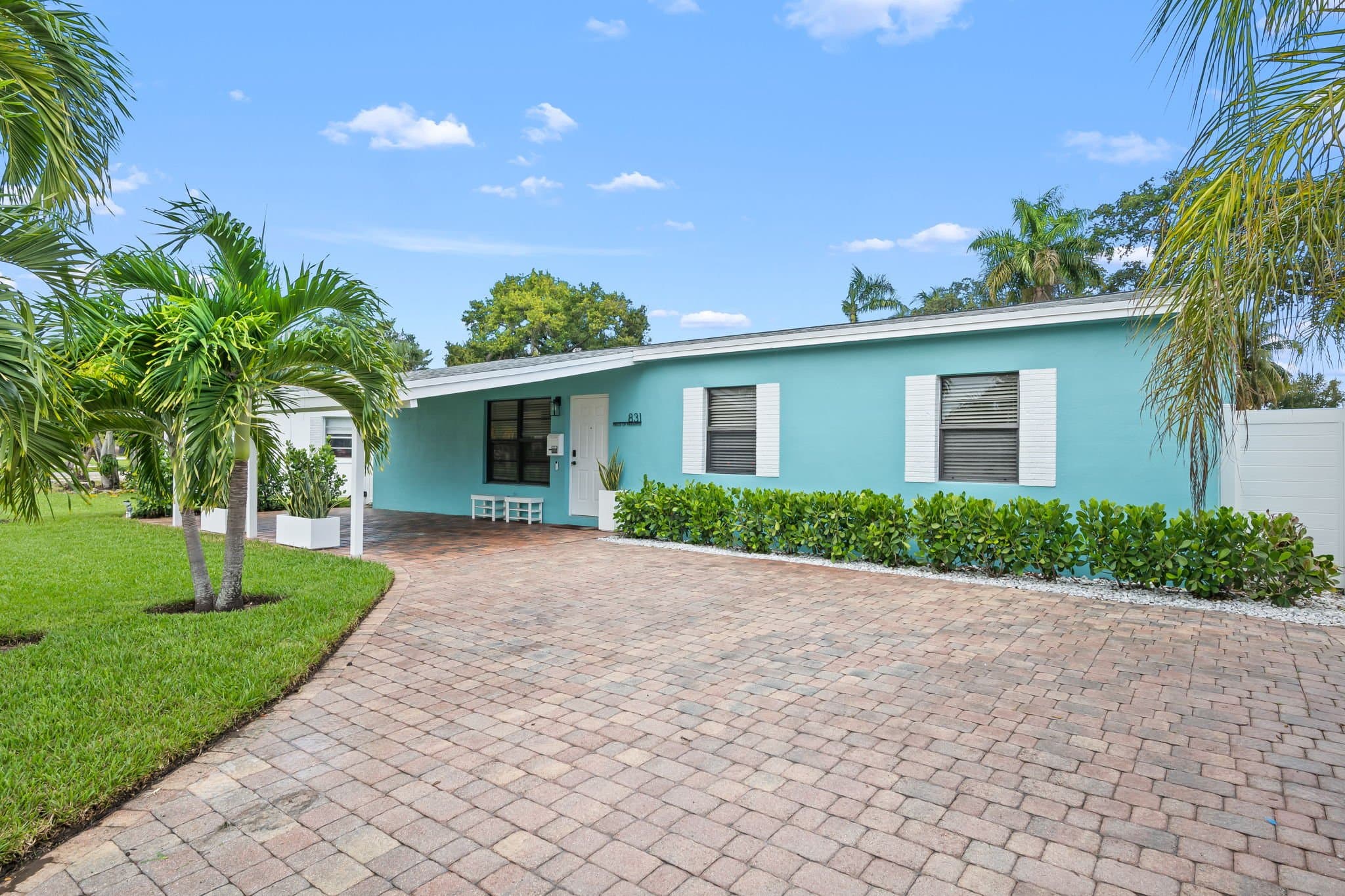 Fort Lauderdale House: 831 SW 26th Ct