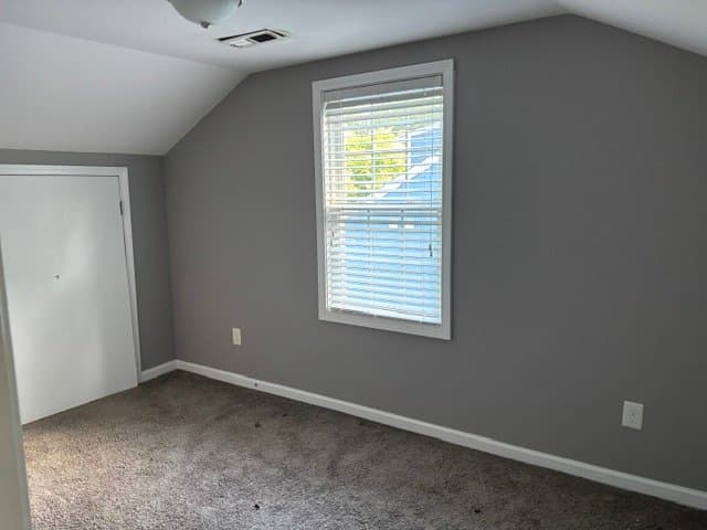 Glasgow Apartment: 506 North Race St