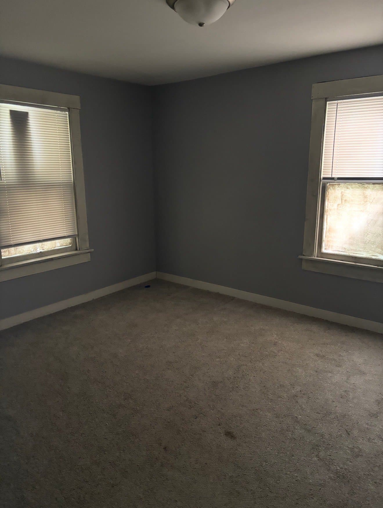 DEC House: 1365 E Walnut St