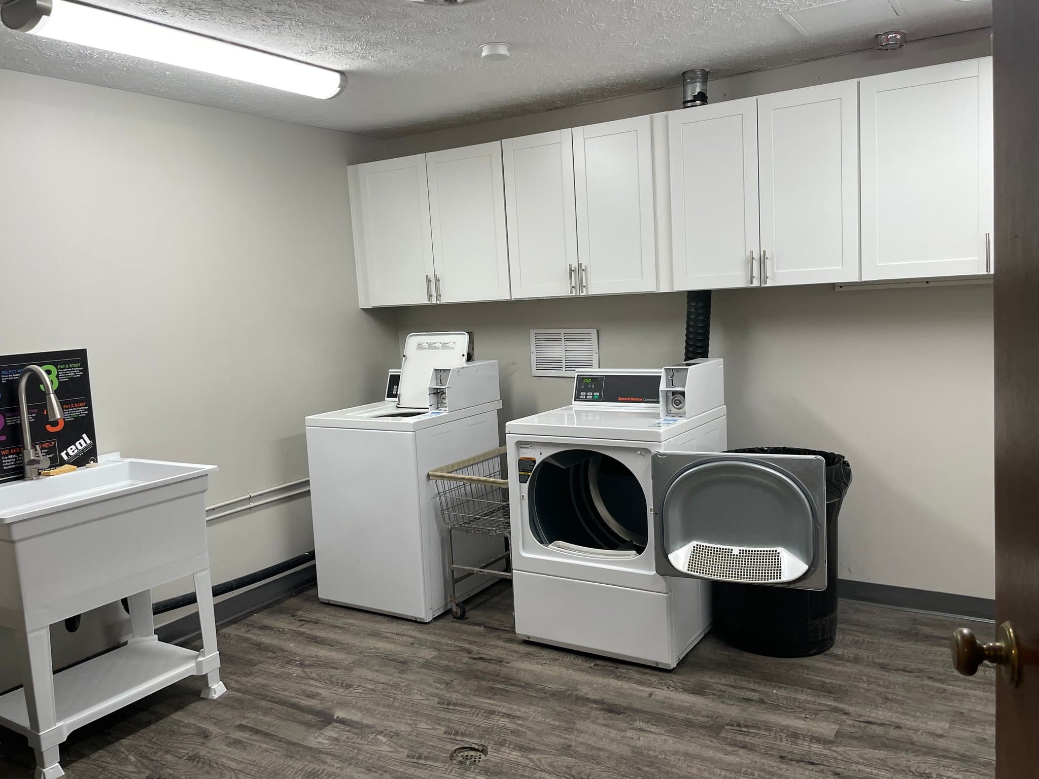 North Canton Apartment: 201 Roselane SW