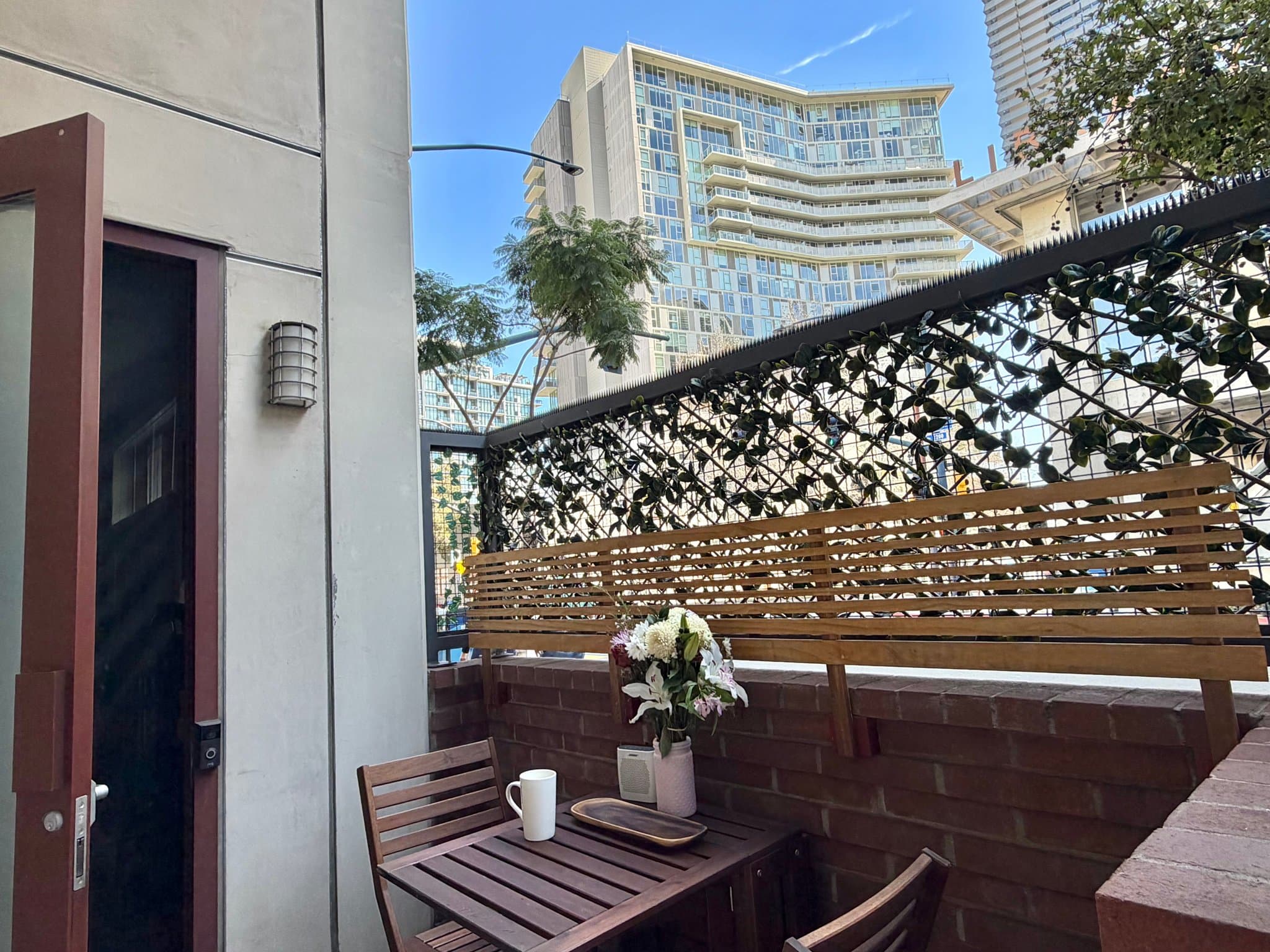 San Diego Condo: 1150 J St