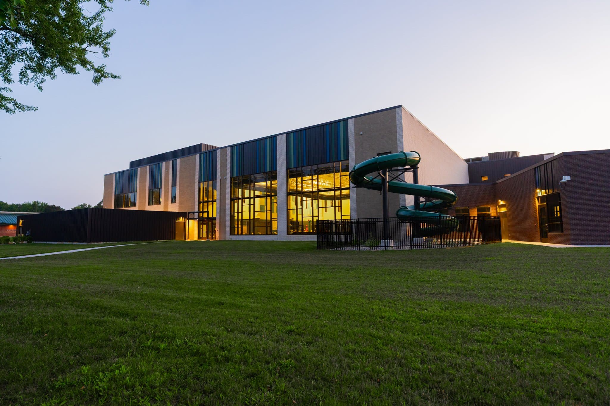 Midland House: 2218 Jefferson Ave