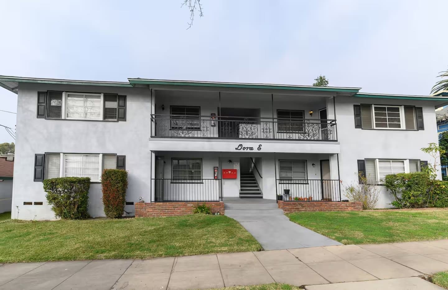 Pasadena Multiplex: 191 E Fillmore St