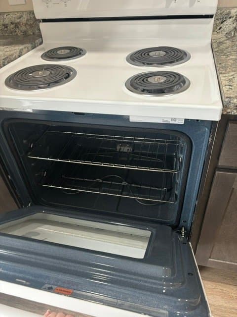 Verona Apartment: 302 S Main St.