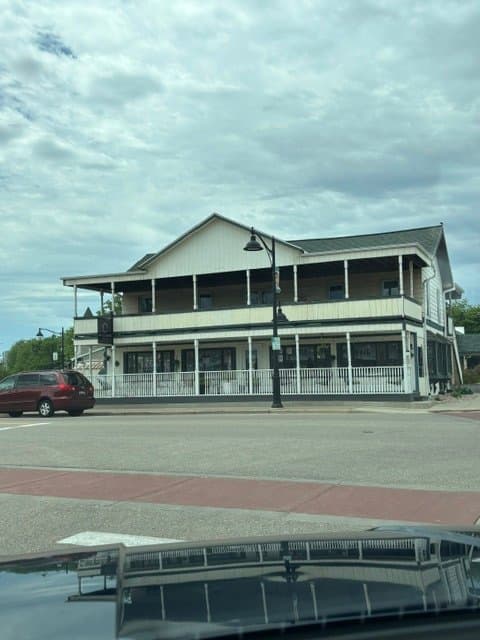 Verona Apartment: 302 S Main St.