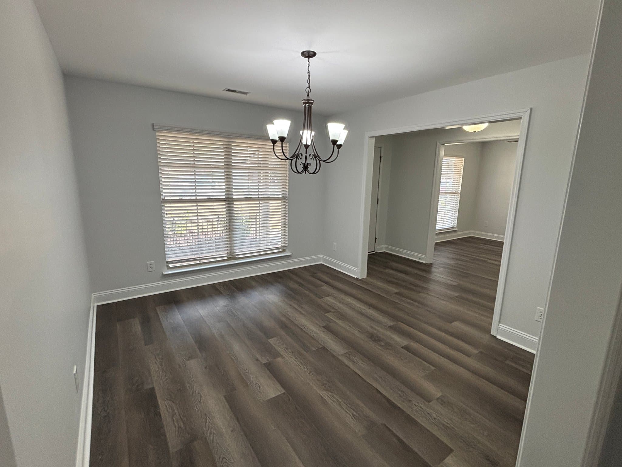 Madison House: 213 De Jan Road