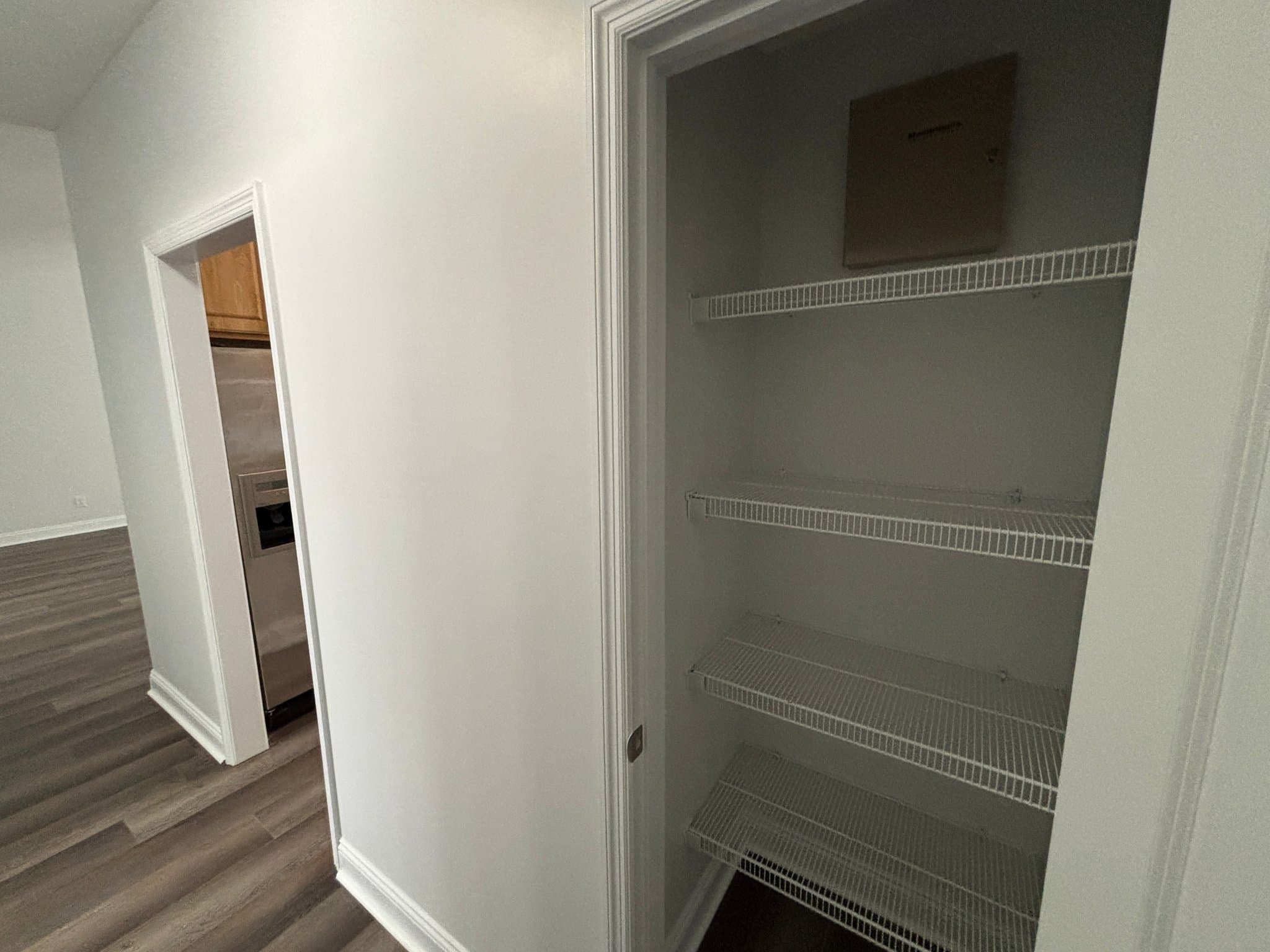 Madison House: 213 De Jan Road