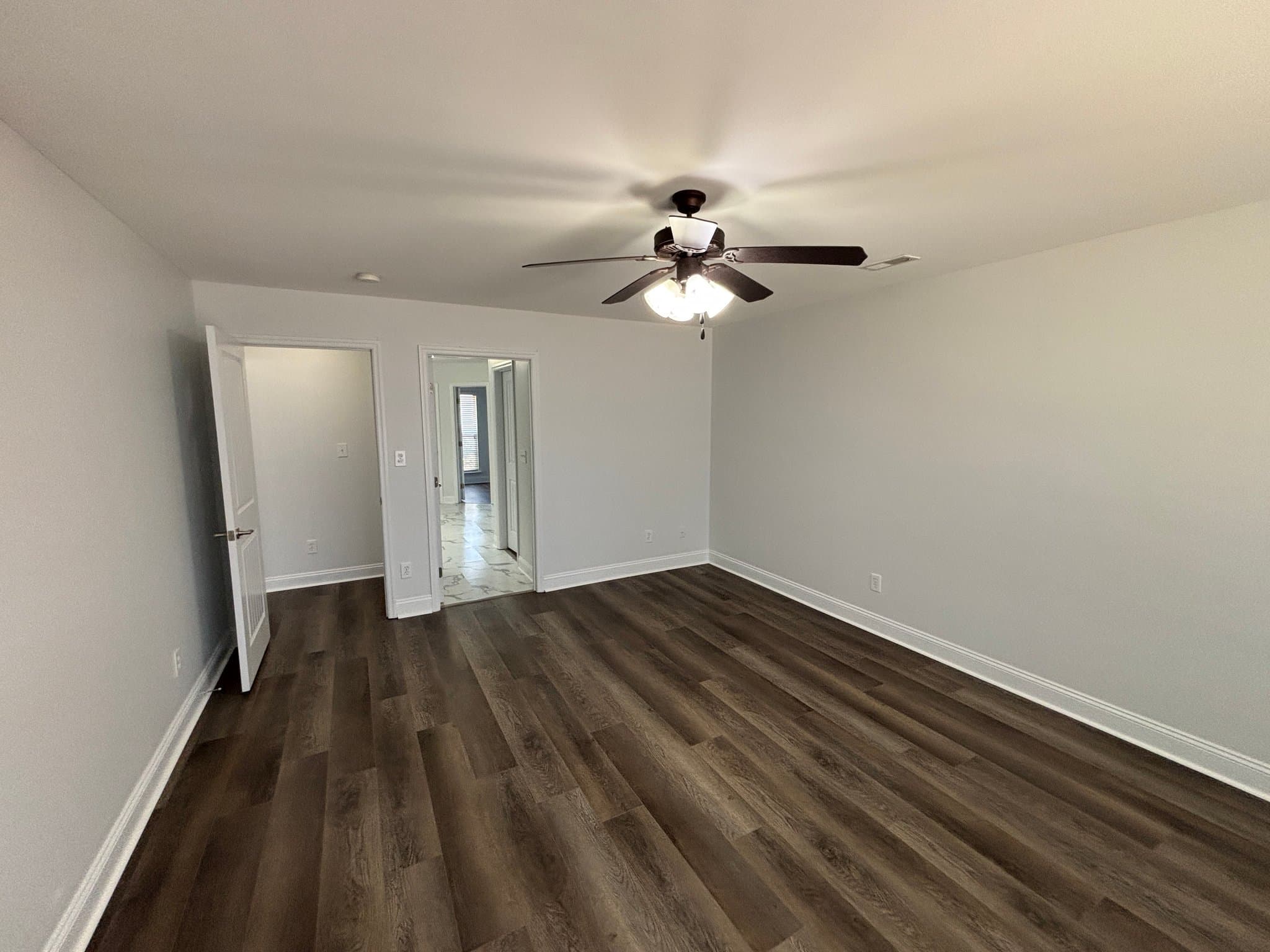 Madison House: 213 De Jan Road