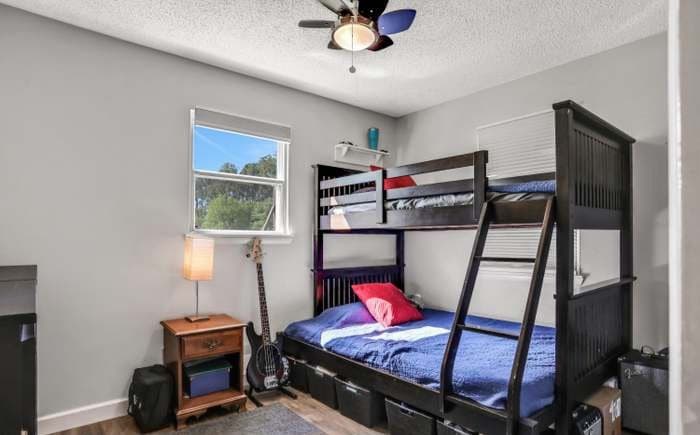 Yulee House: 75028 Edwards Rd