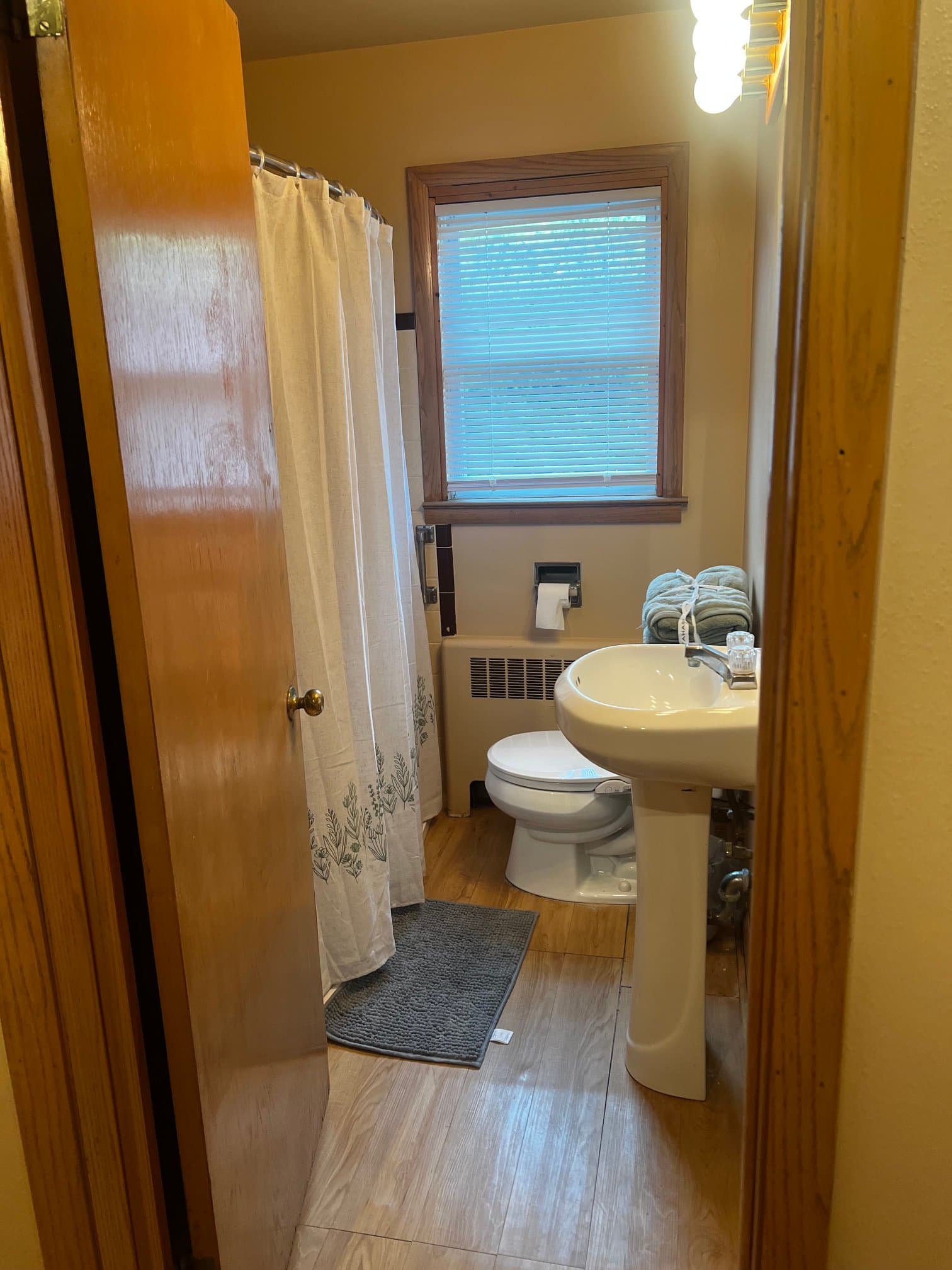 Madison Apartment: 1605 Trailsway