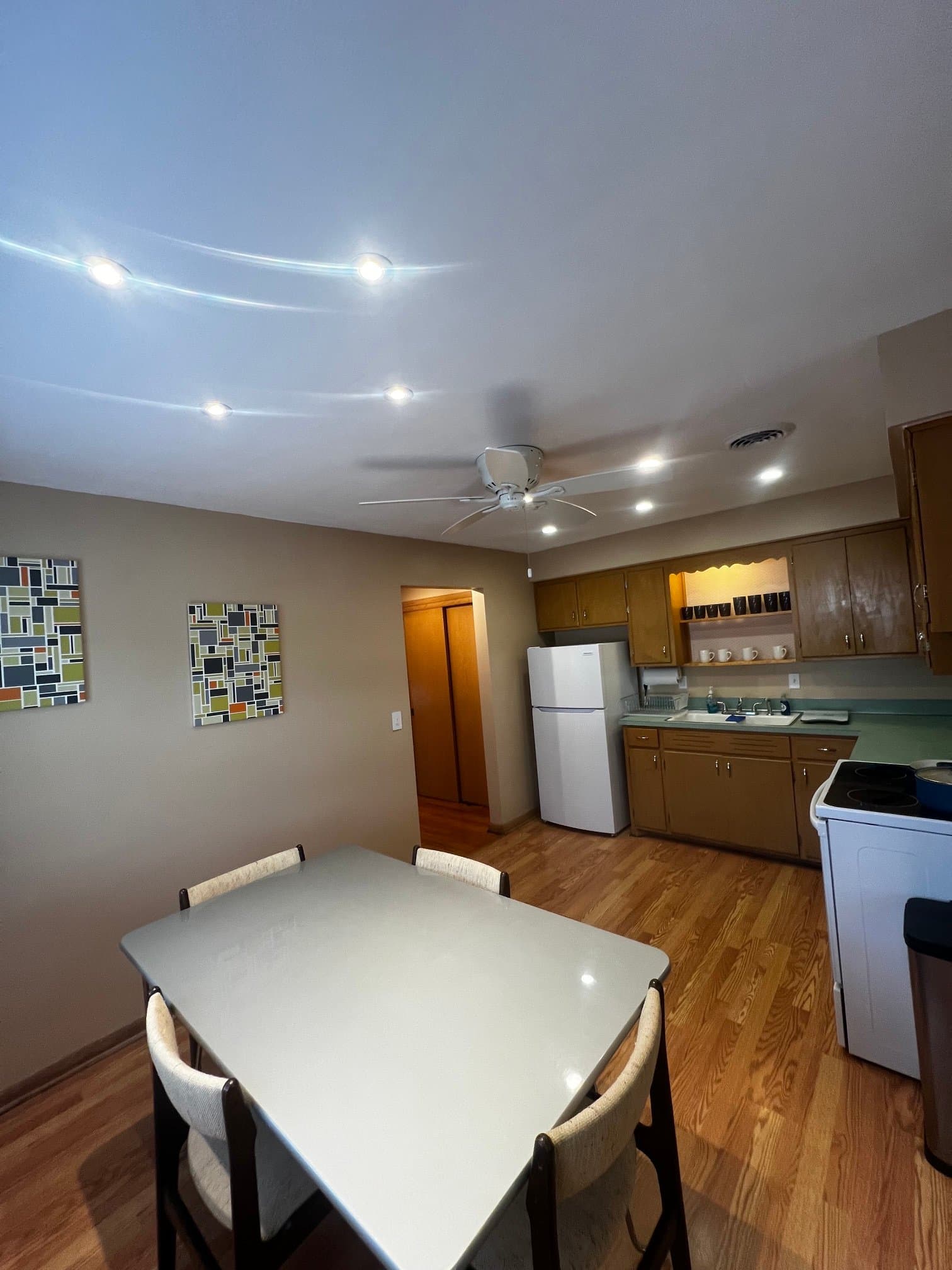 Madison Apartment: 1605 Trailsway