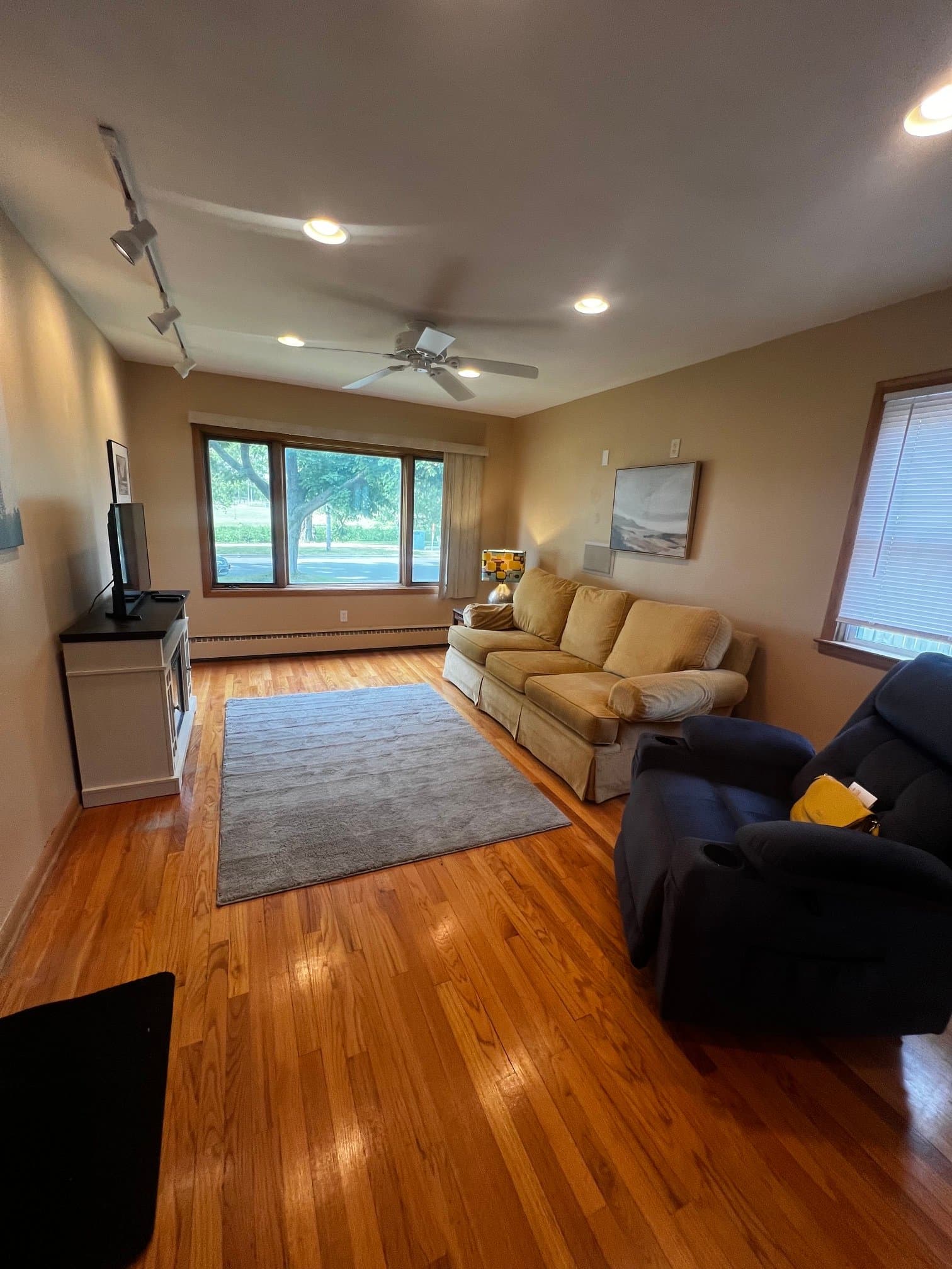 Madison Apartment: 1605 Trailsway