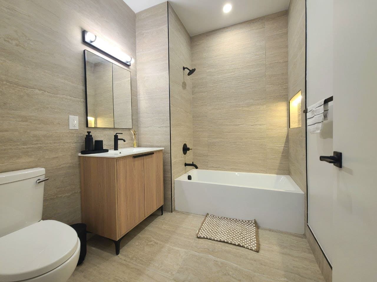 orange Apartment: 448 scotland rd