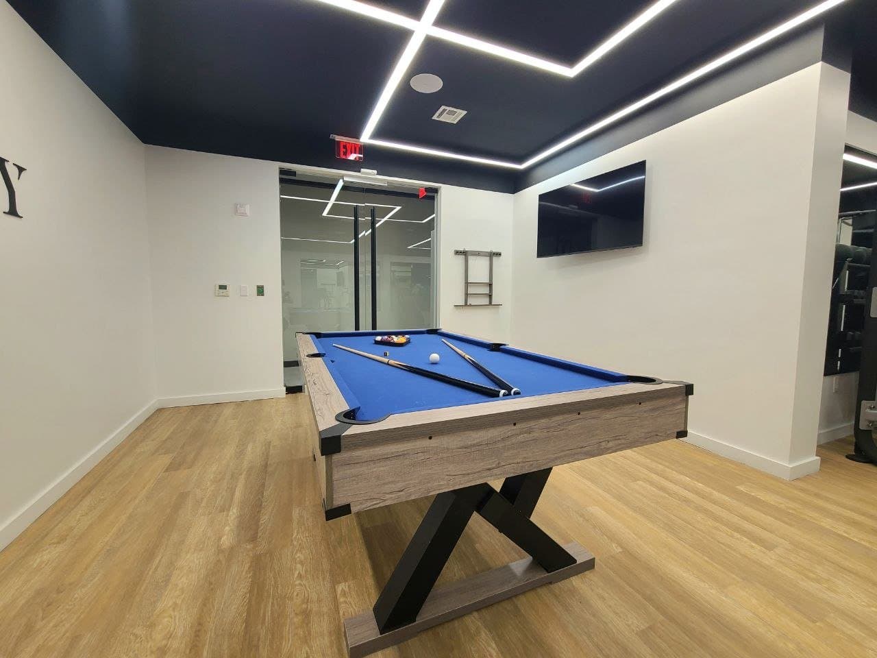 orange Apartment: 448 scotland rd