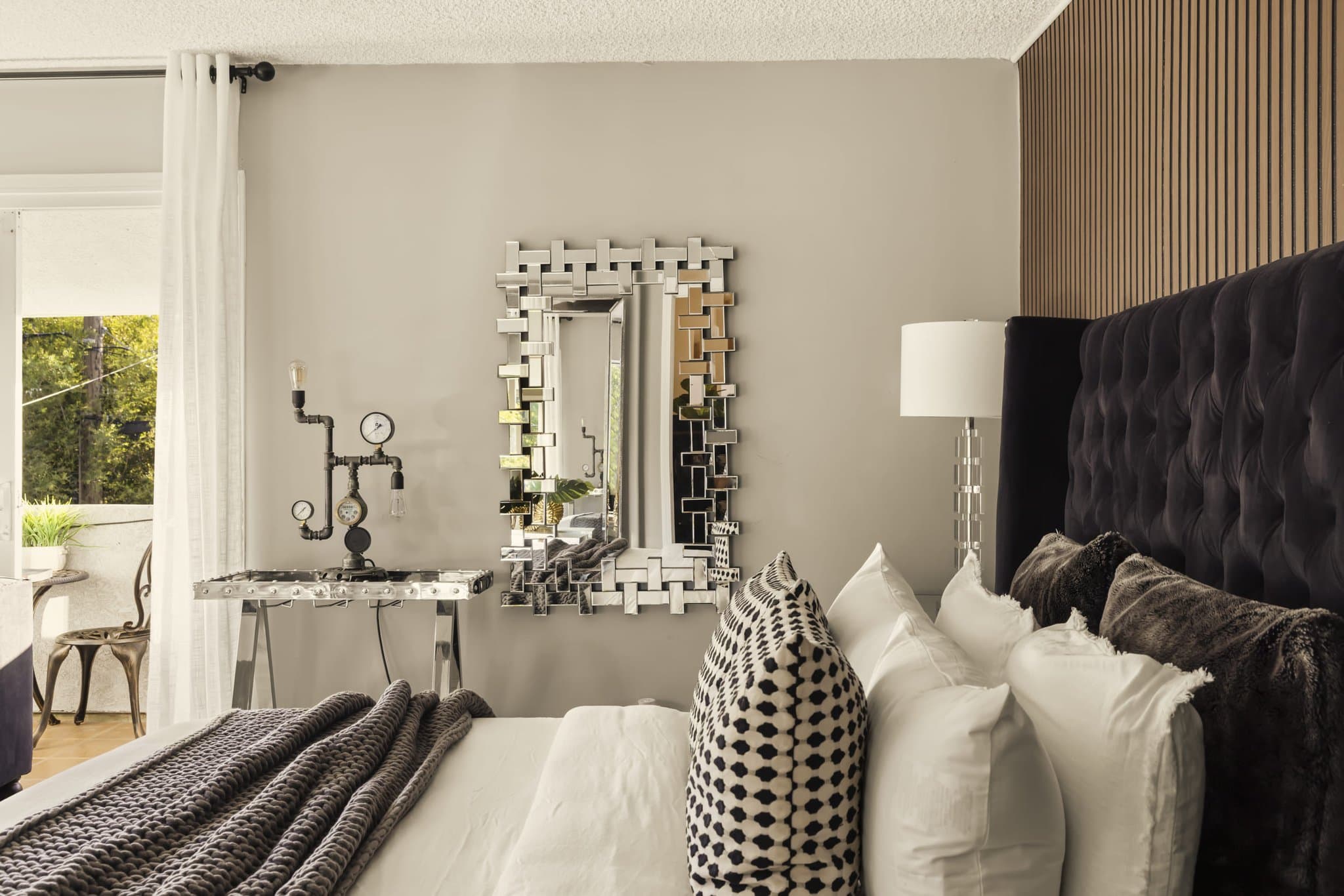 Reseda Apartment: 7355 Garden Grove Ave