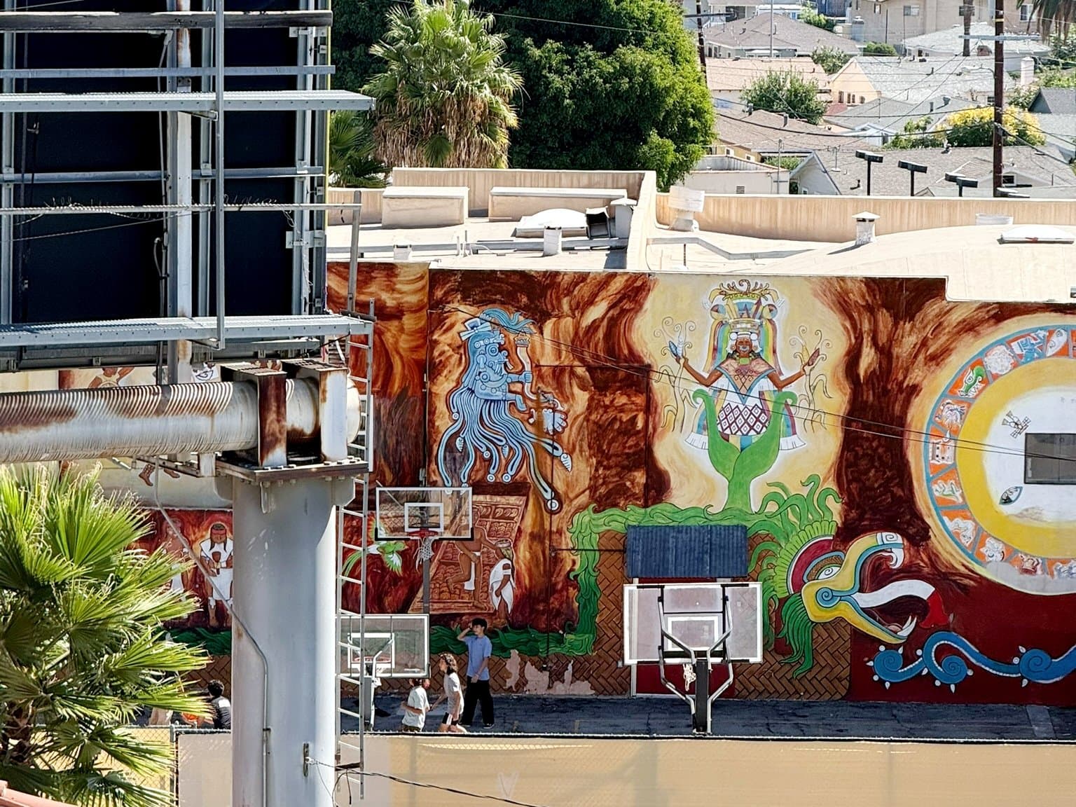 Los Angeles Apartment: 4688 S Huntington Dr