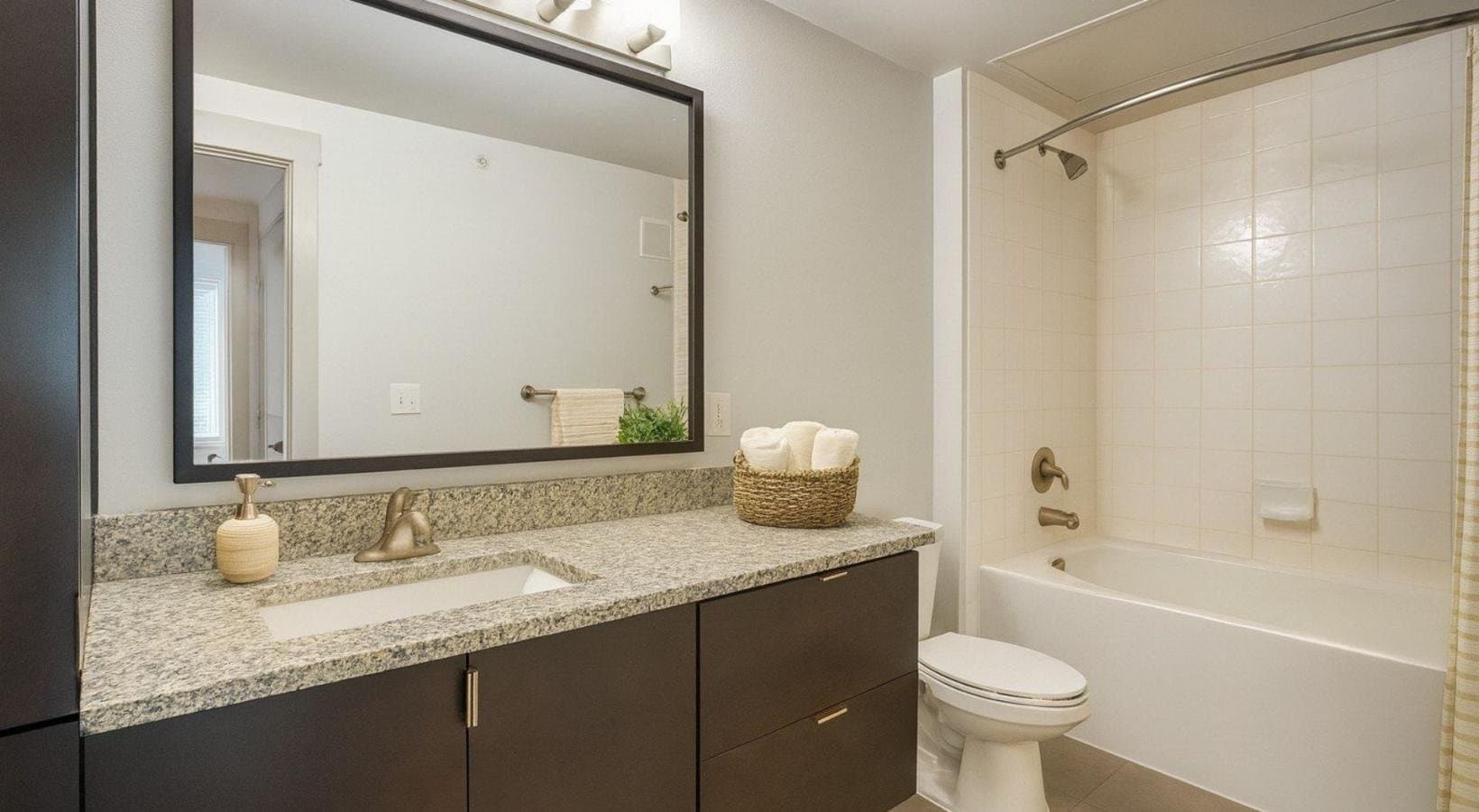 Dallas Apartment: 3109 Douglas Ave.
