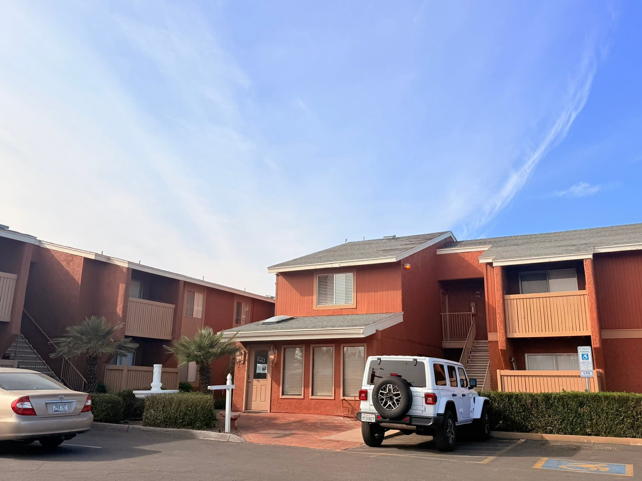 Phoenix Apartment: 4444 N 7th Ave
