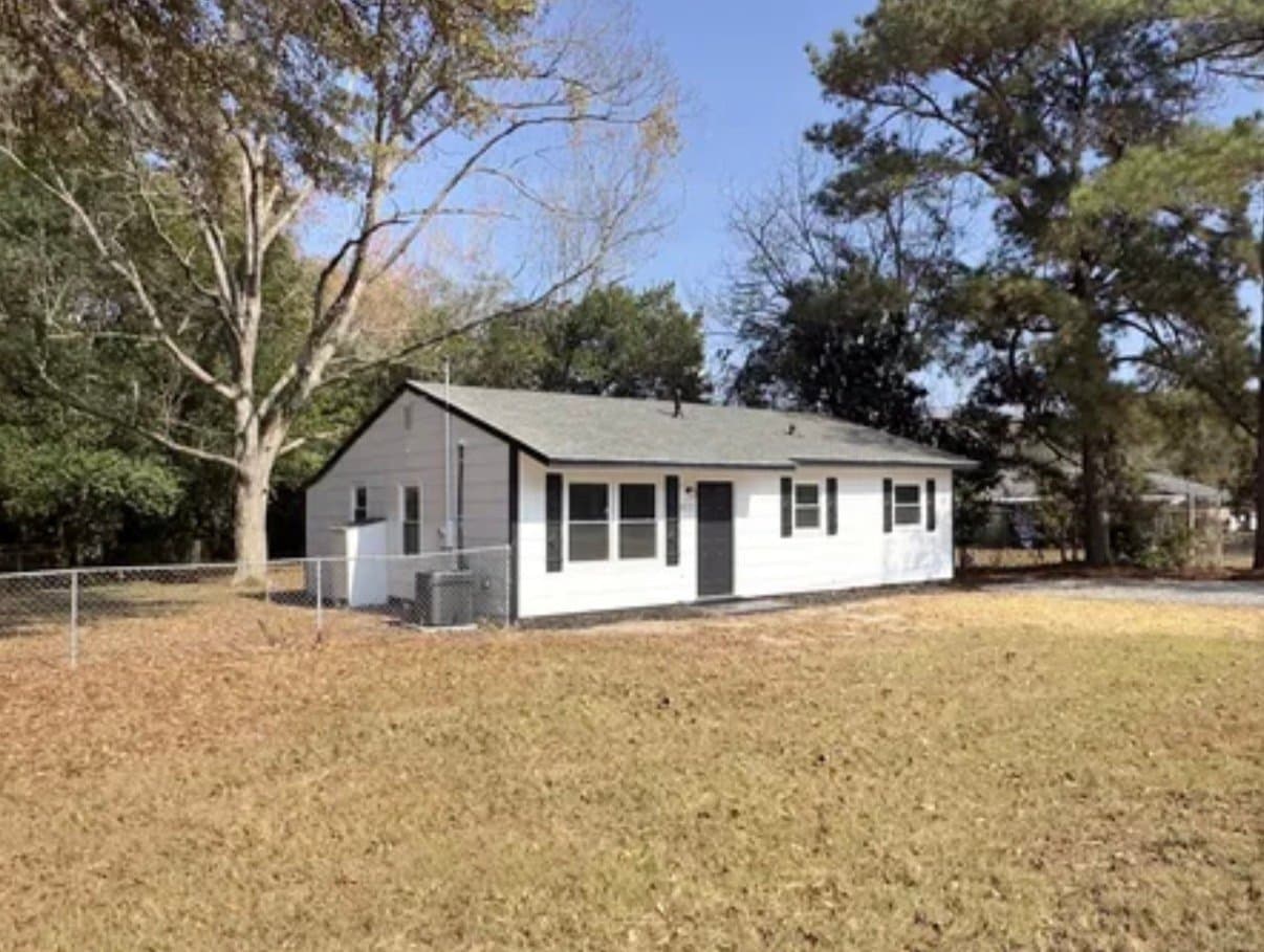 Warner Robins House: 803 Crestwood Terrace, Warner Robins, GA, 31088
