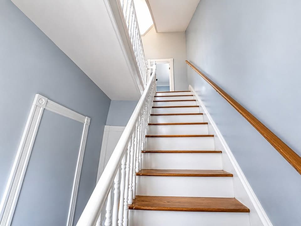 Auburn Townhome: 88 Western Ave