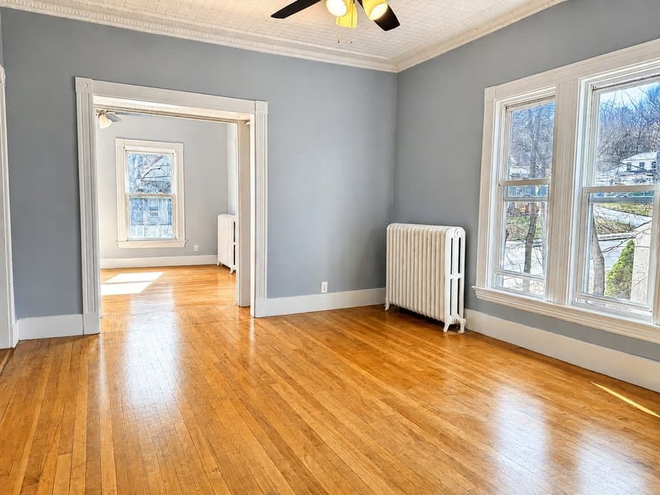 Auburn Townhome: 88 Western Ave