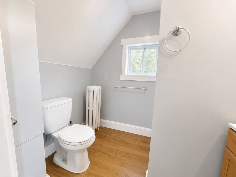 Auburn Townhome: 88 Western Ave