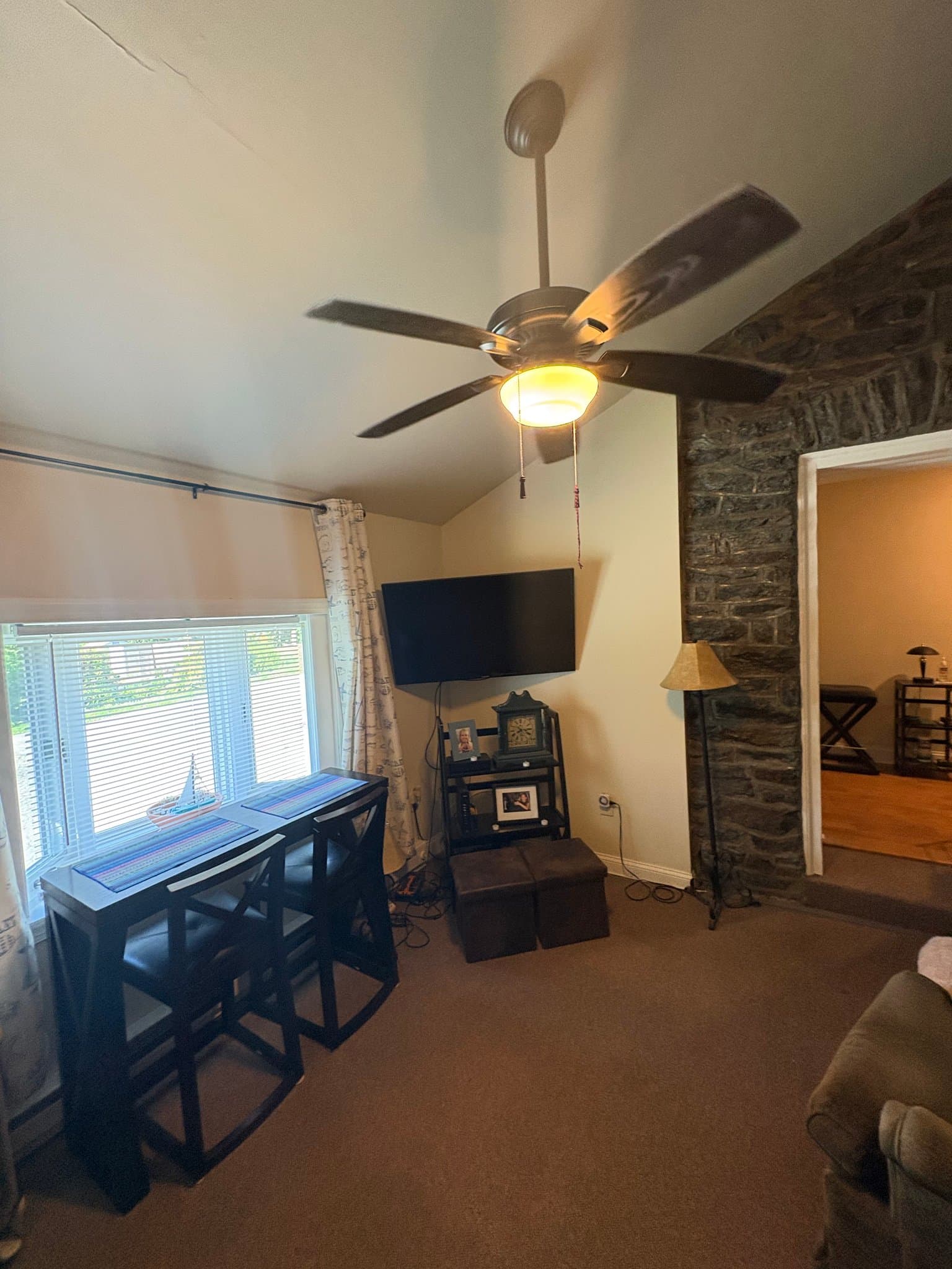 Jenkintown Apartment: 266 Shelmire St