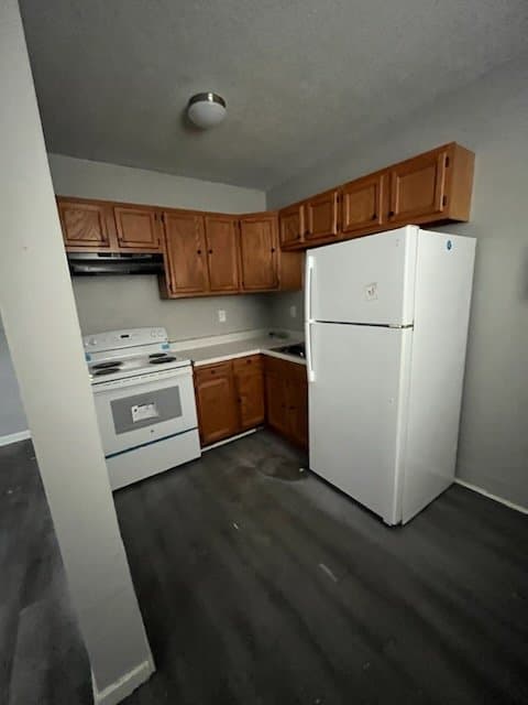 Hartford Apartment: 65 Bulkeley Ave