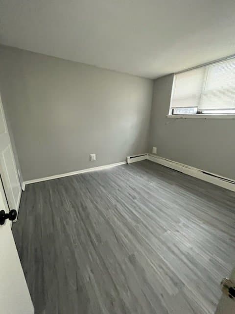 Hartford Apartment: 65 Bulkeley Ave