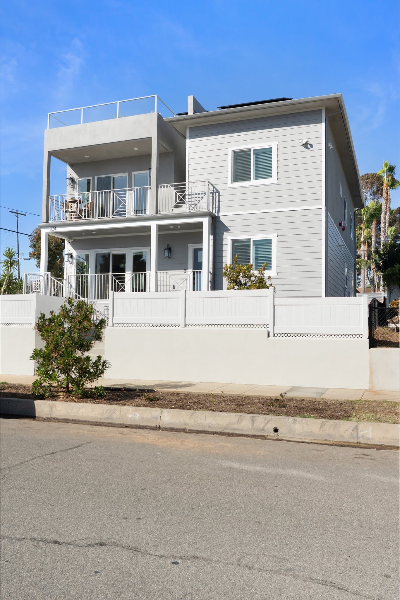 Oceanside Multiplex: 624 N Clementine St
