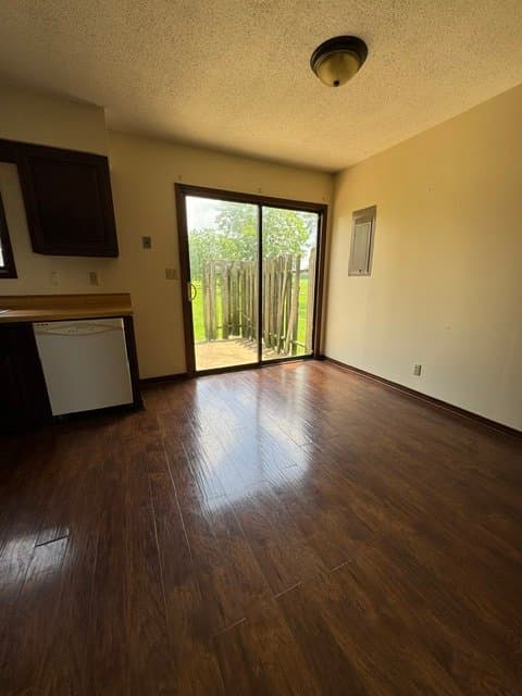 Union City Apartment: 1252 Pleasant Valley Rd