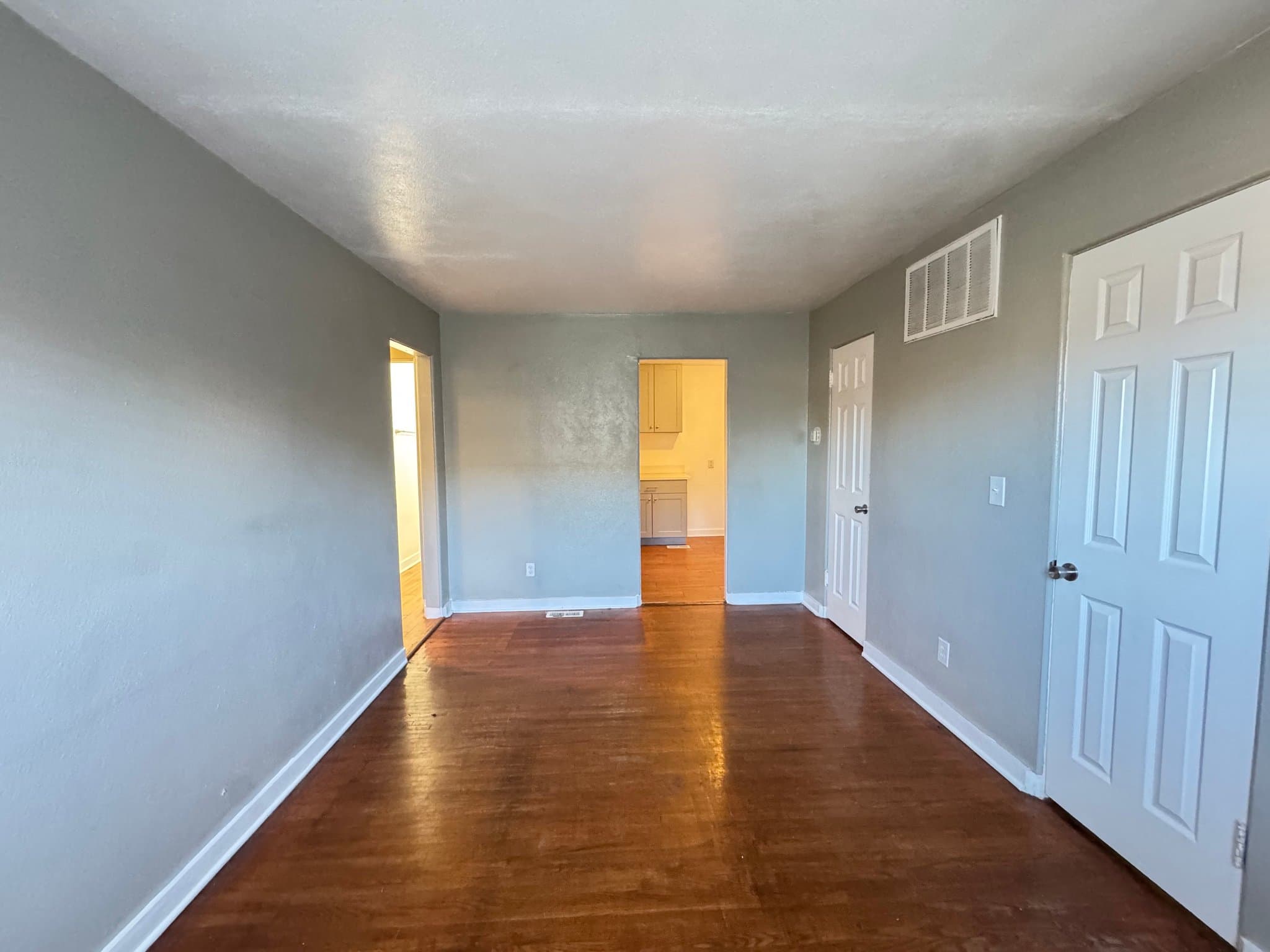 Oklahoma City Apartment: 2030 NW 25th St