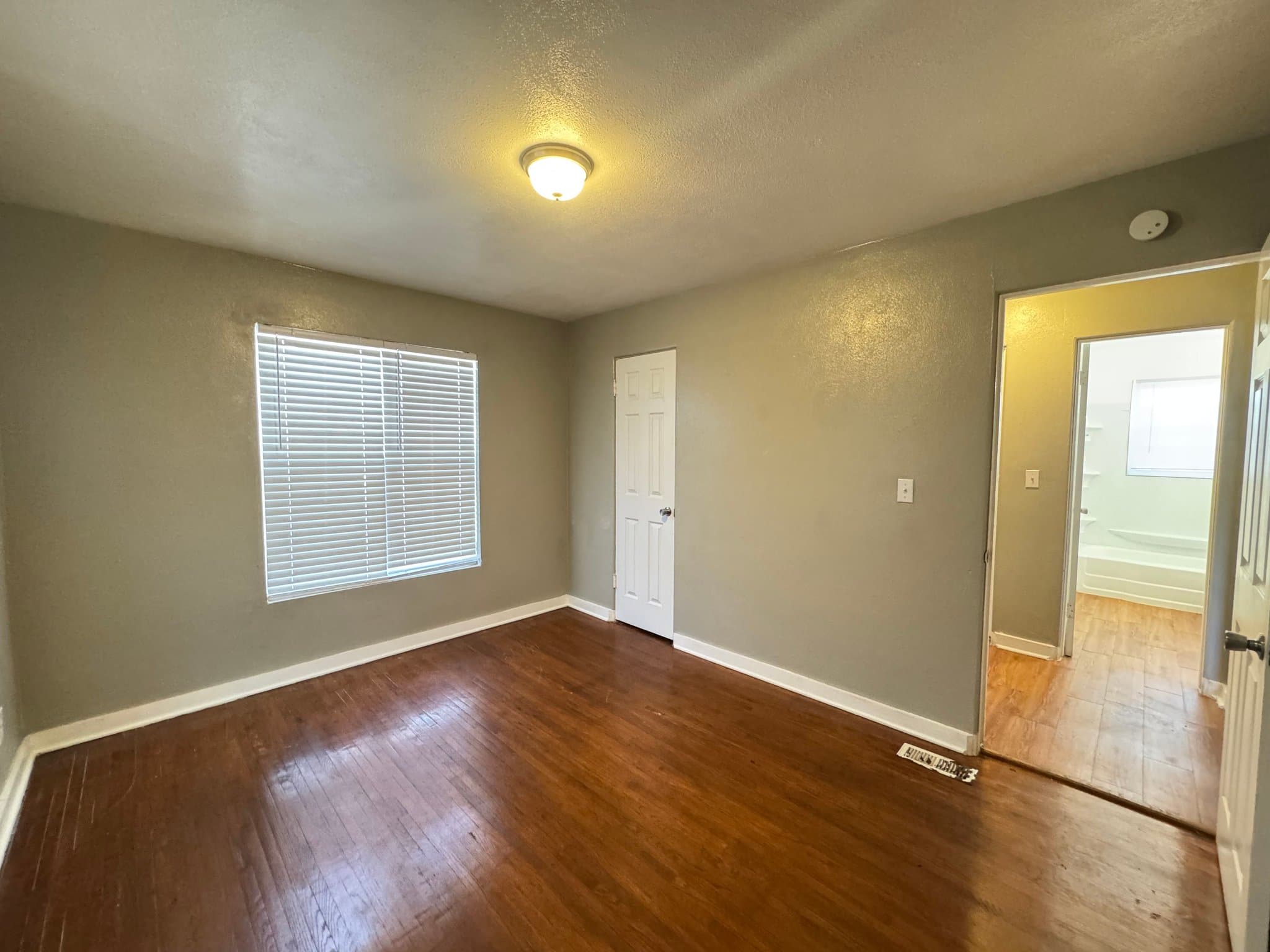 Oklahoma City Apartment: 2030 NW 25th St