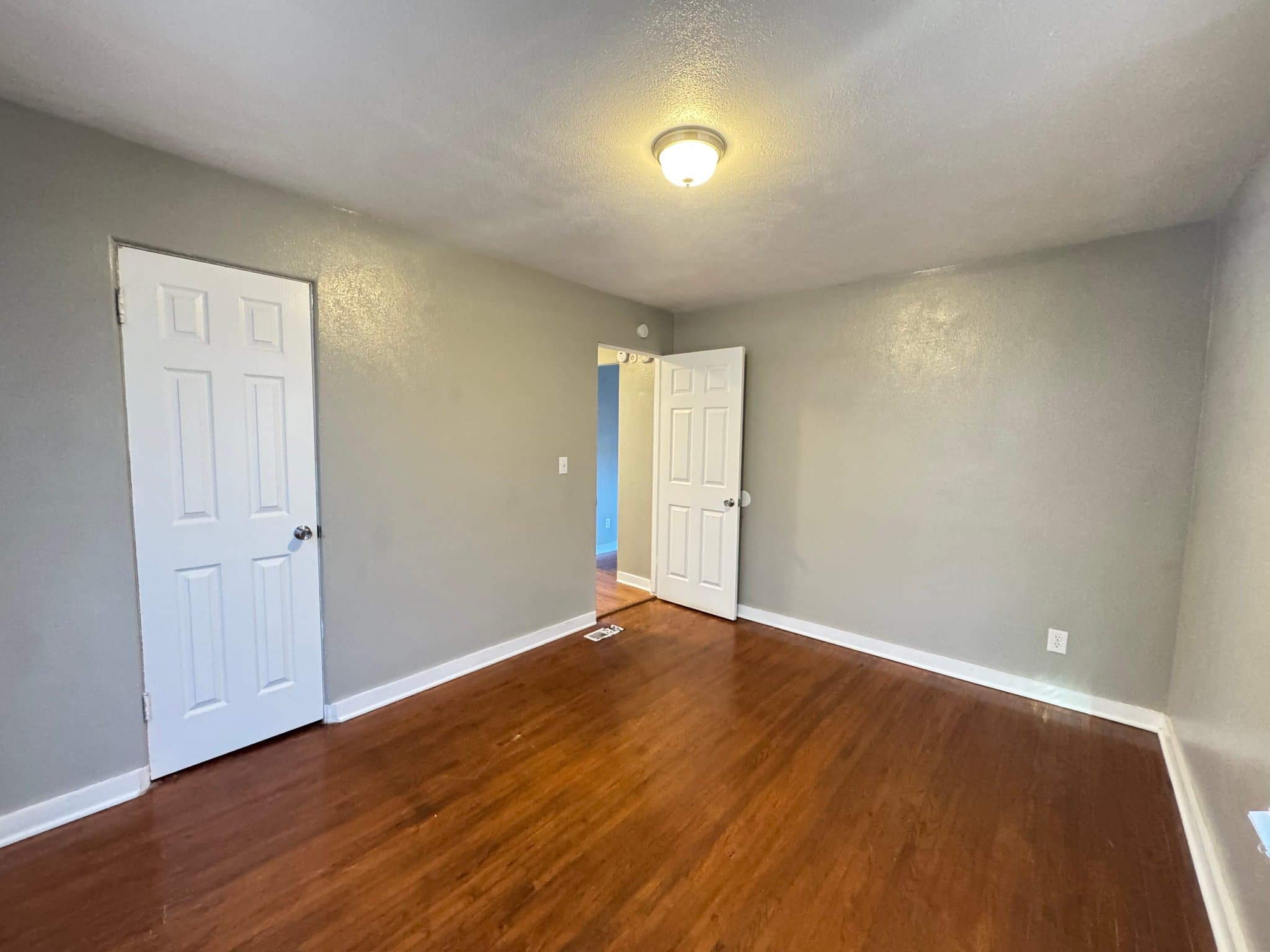 Oklahoma City Apartment: 2030 NW 25th St
