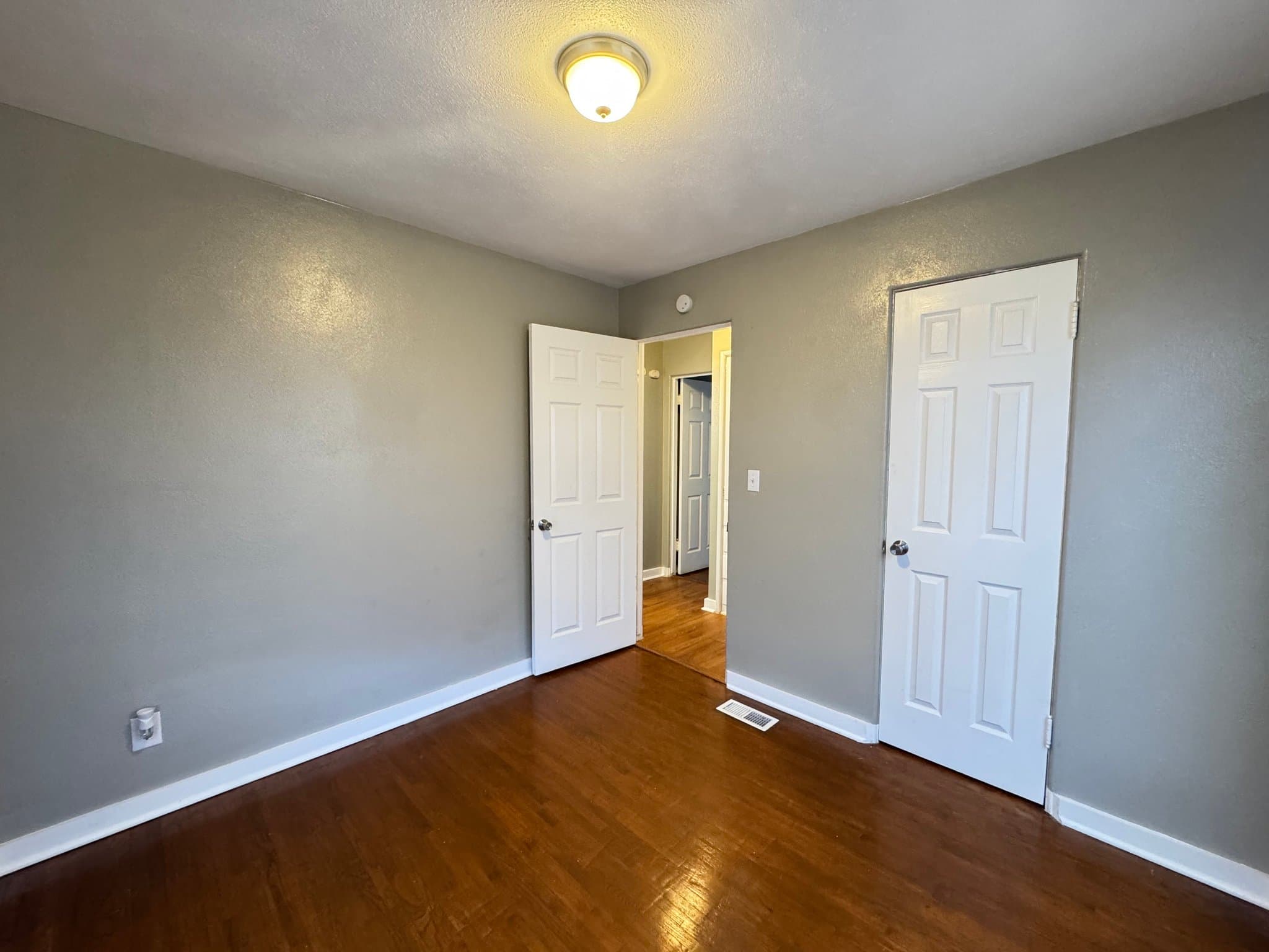 Oklahoma City Apartment: 2030 NW 25th St