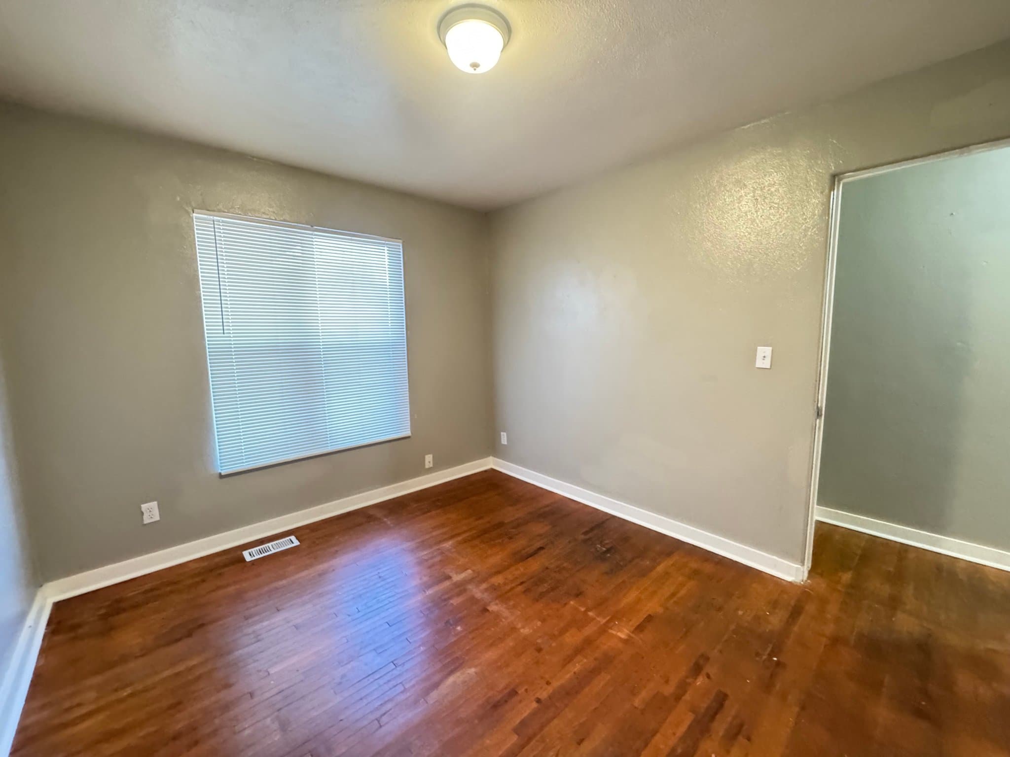 Oklahoma City Apartment: 2030 NW 25th St