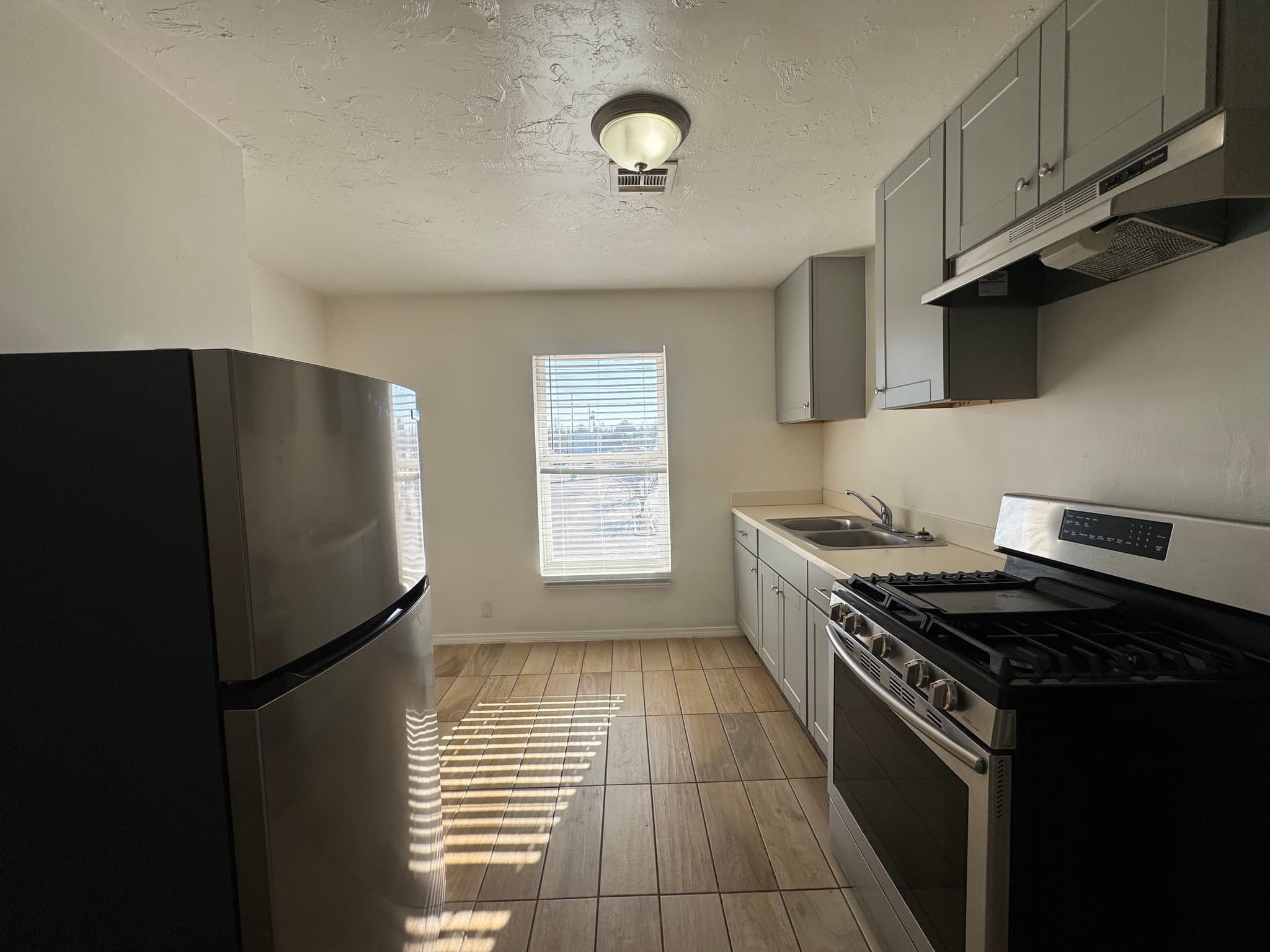 Oklahoma City Apartment: 2030 NW 25th St