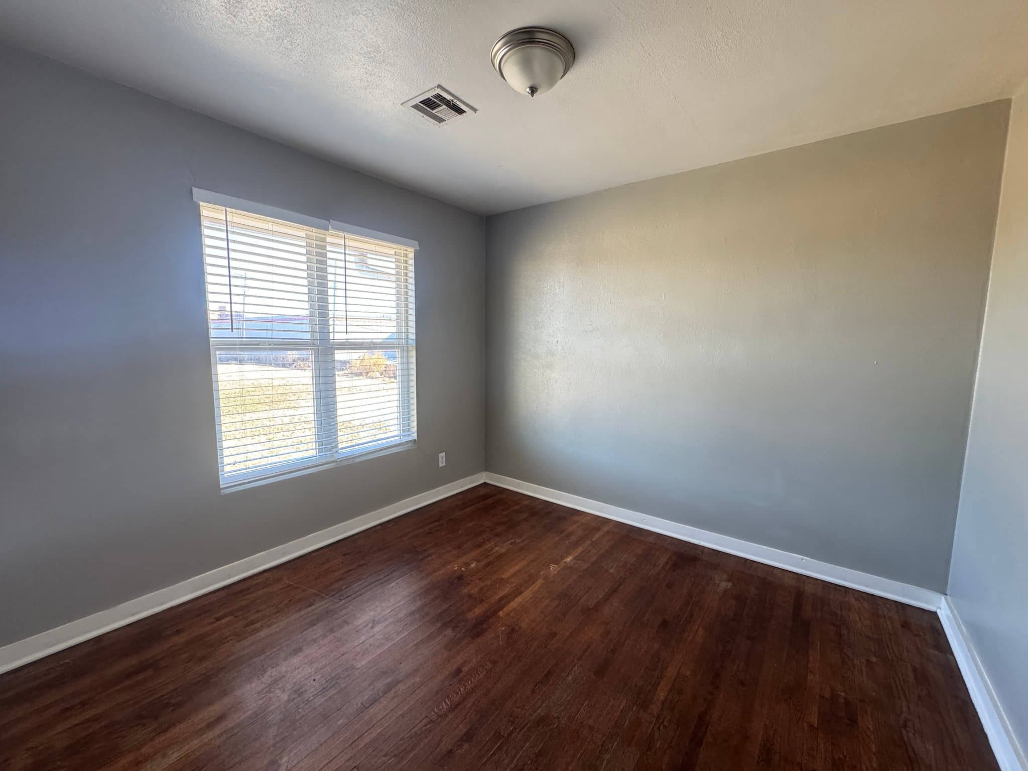 Oklahoma City Apartment: 2030 NW 25th St