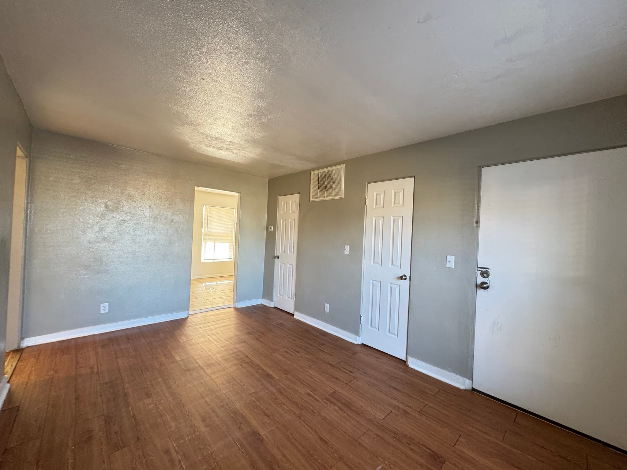 Oklahoma City Apartment: 2030 NW 25th St