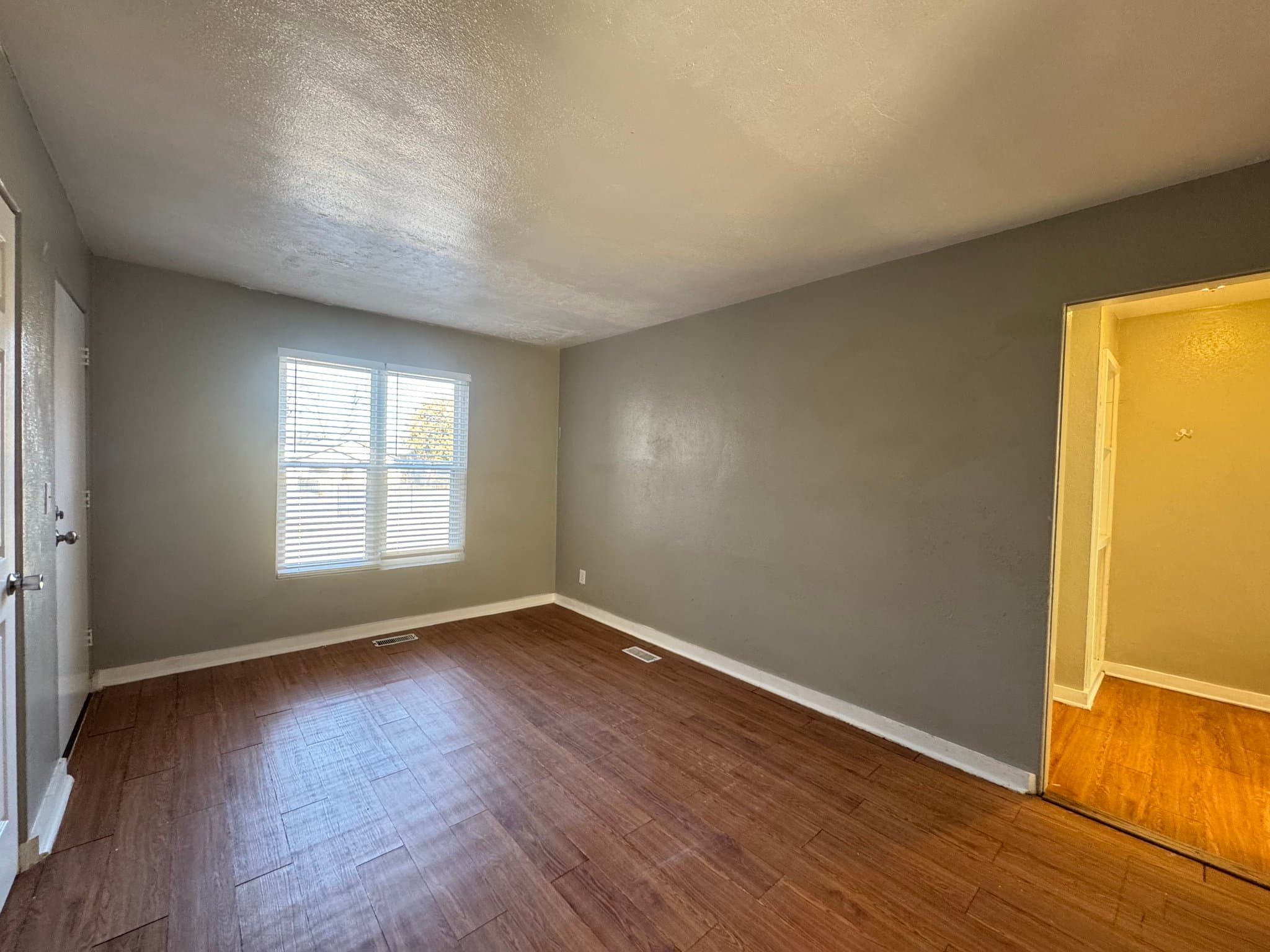 Oklahoma City Apartment: 2030 NW 25th St